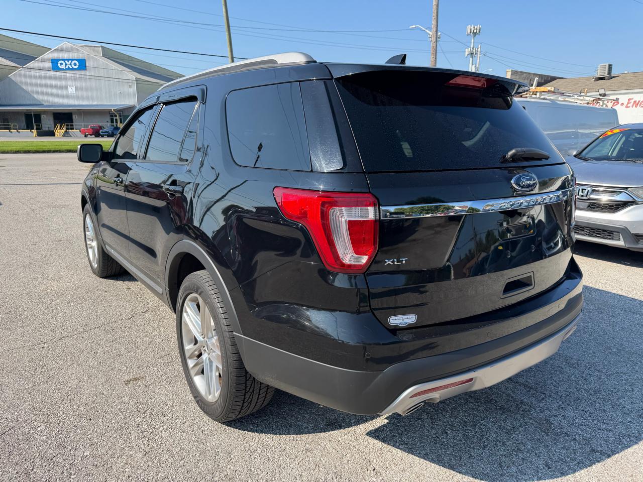 Ford Explorer XLT 4WD 2017