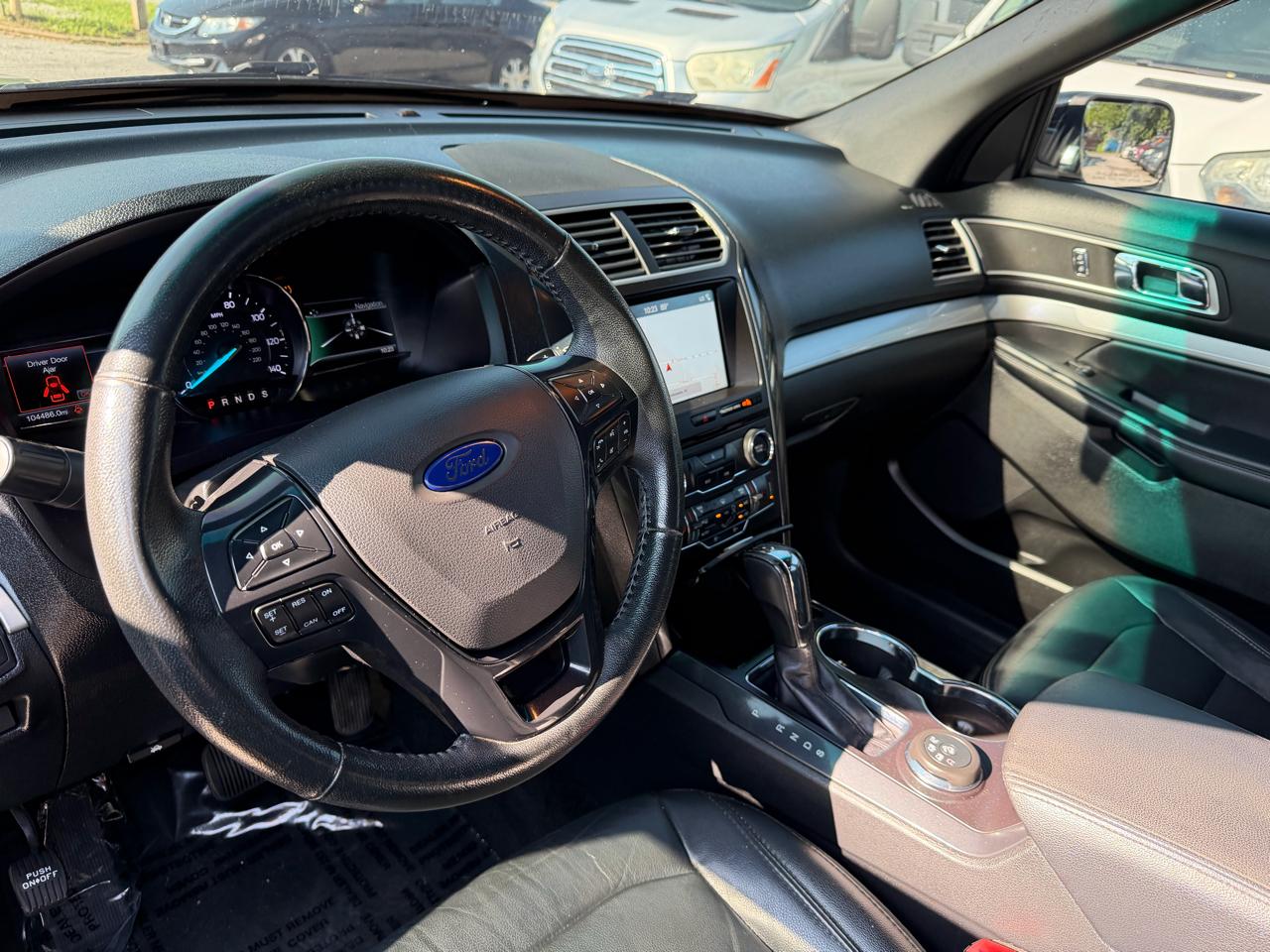 Ford Explorer XLT 4WD 2017