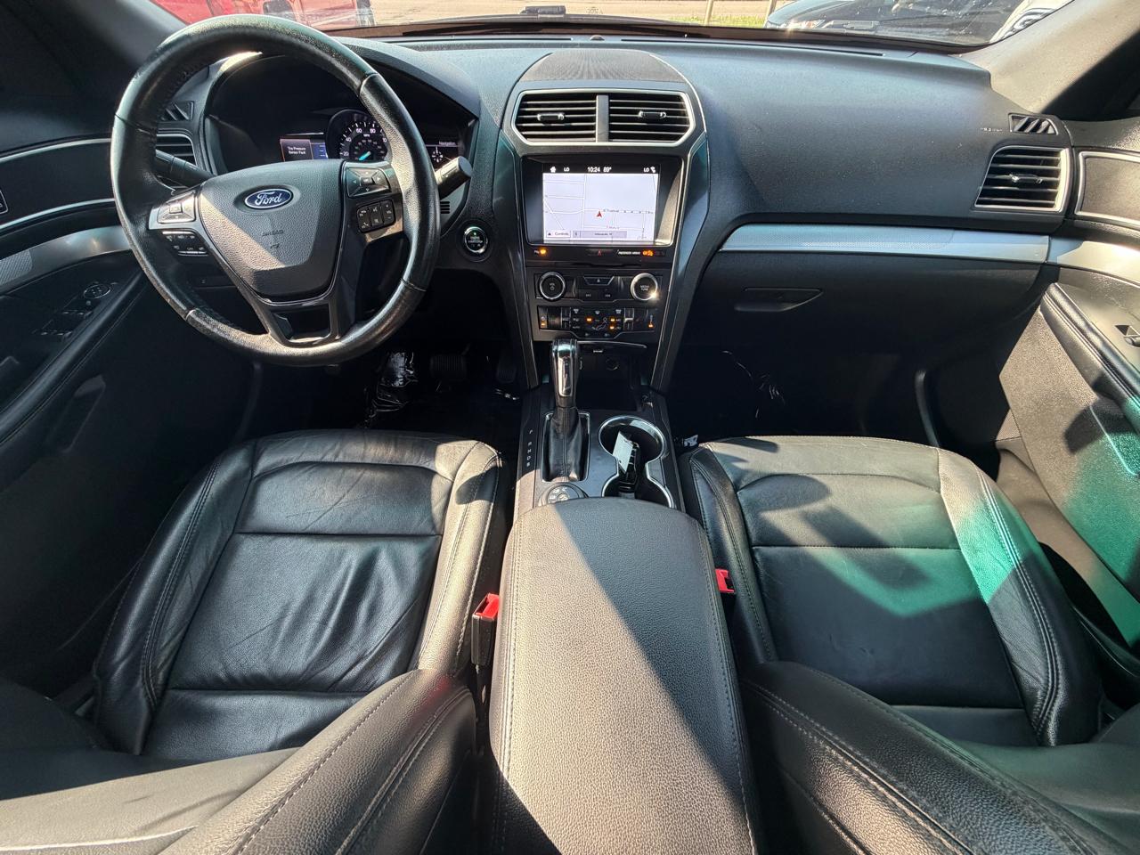 Ford Explorer XLT 4WD 2017