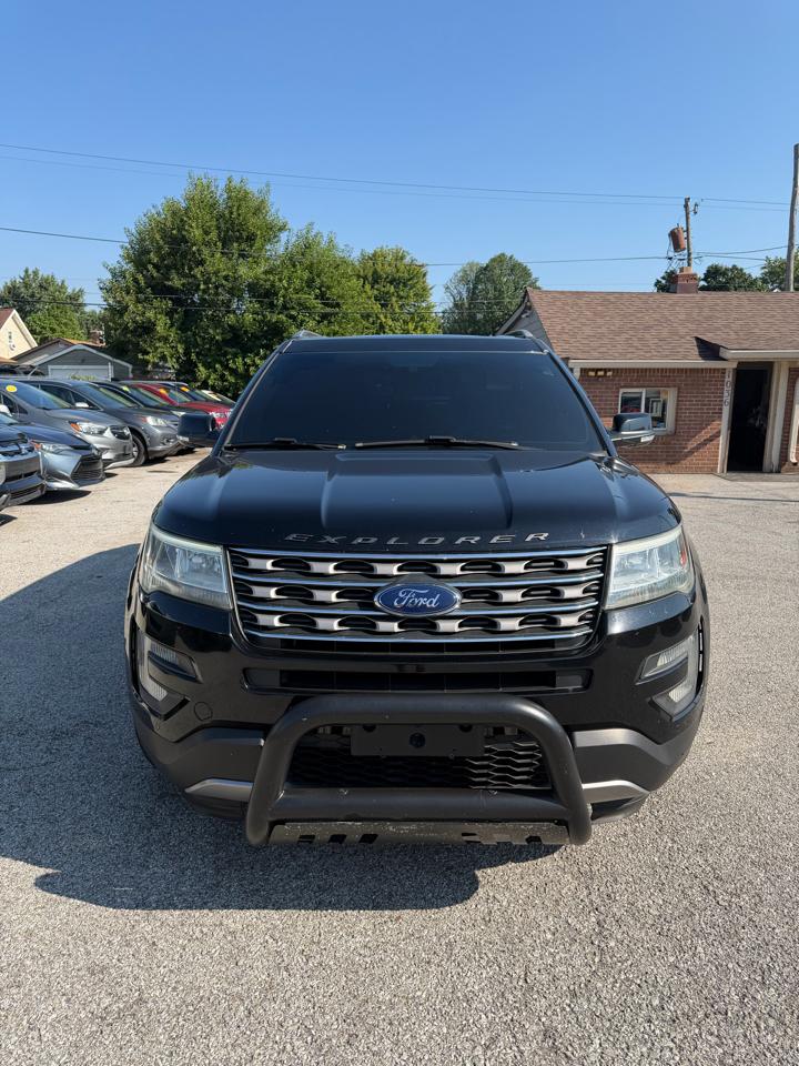 Ford Explorer XLT 4WD 2017