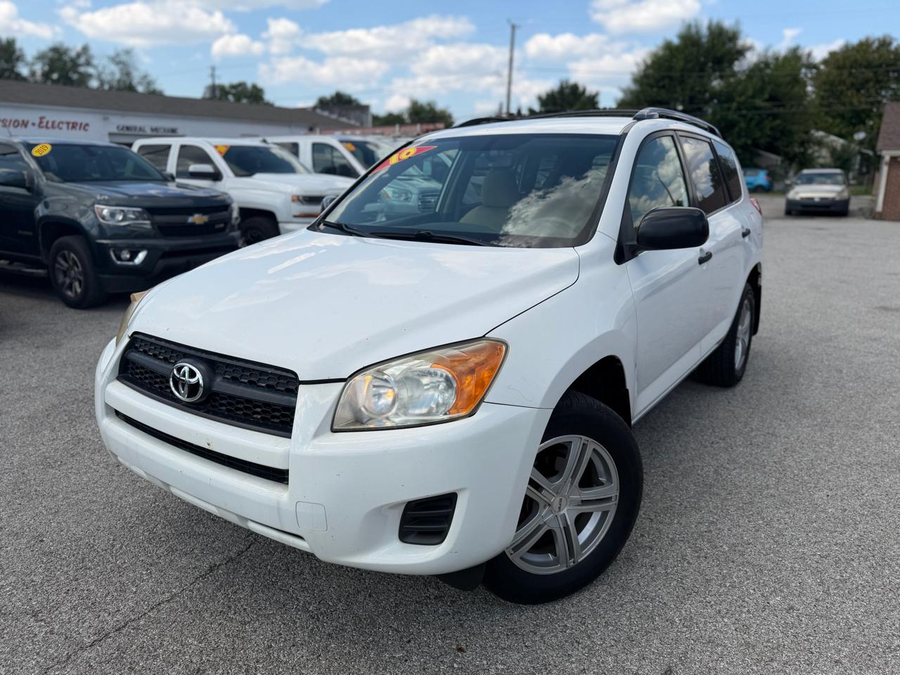 Toyota RAV4 Base I4 4WD 2010