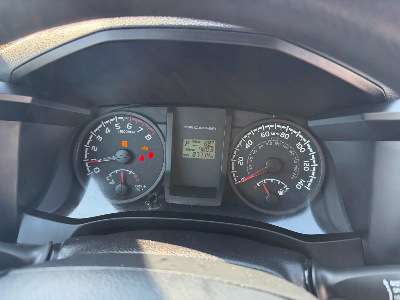 Toyota Tacoma SR5 Access Cab I4 6AT 4WD 2016
