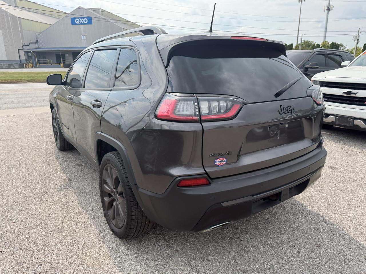 Jeep Cherokee Latitude Lux 4WD 2021