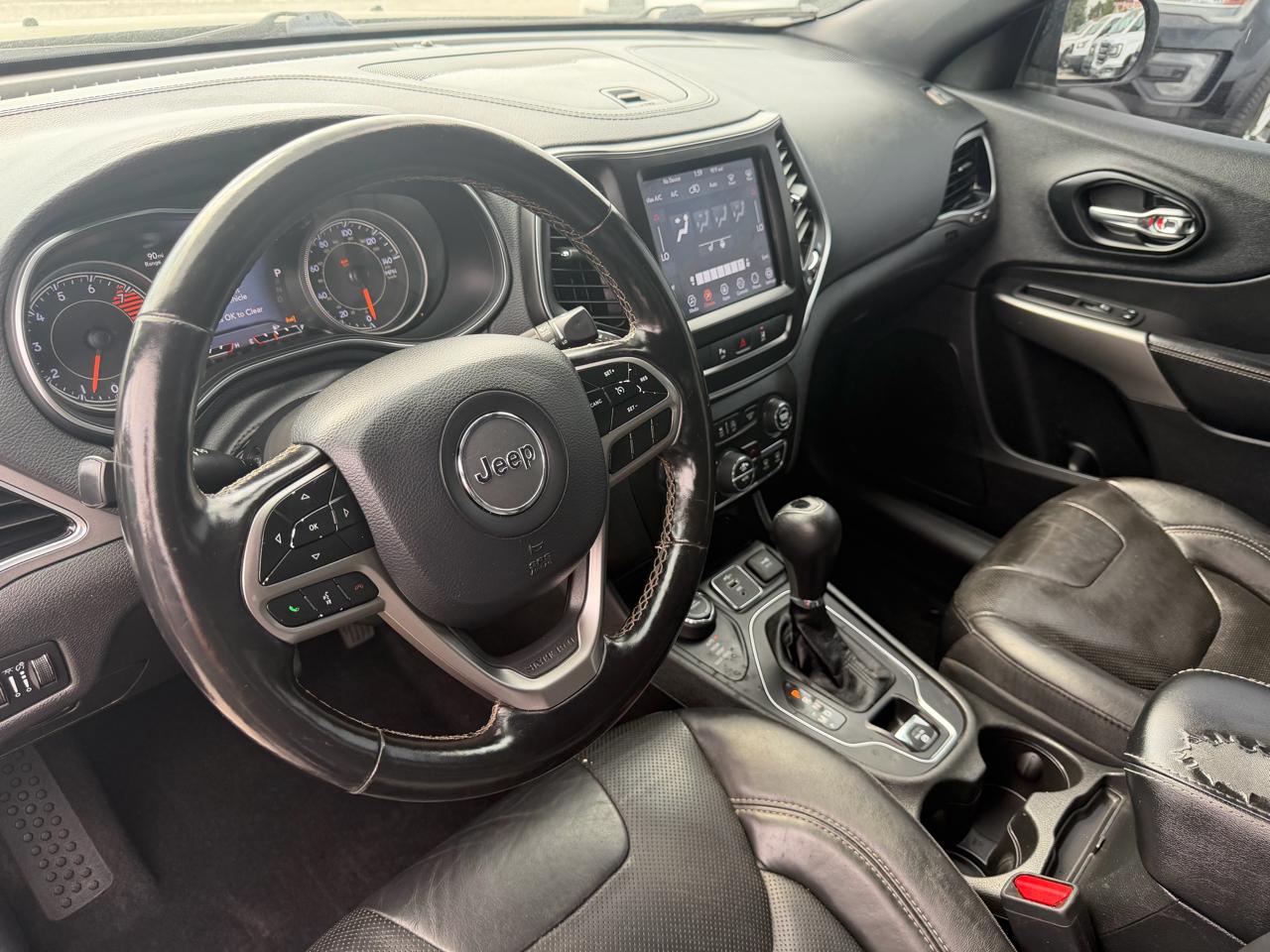 Jeep Cherokee Latitude Lux 4WD 2021