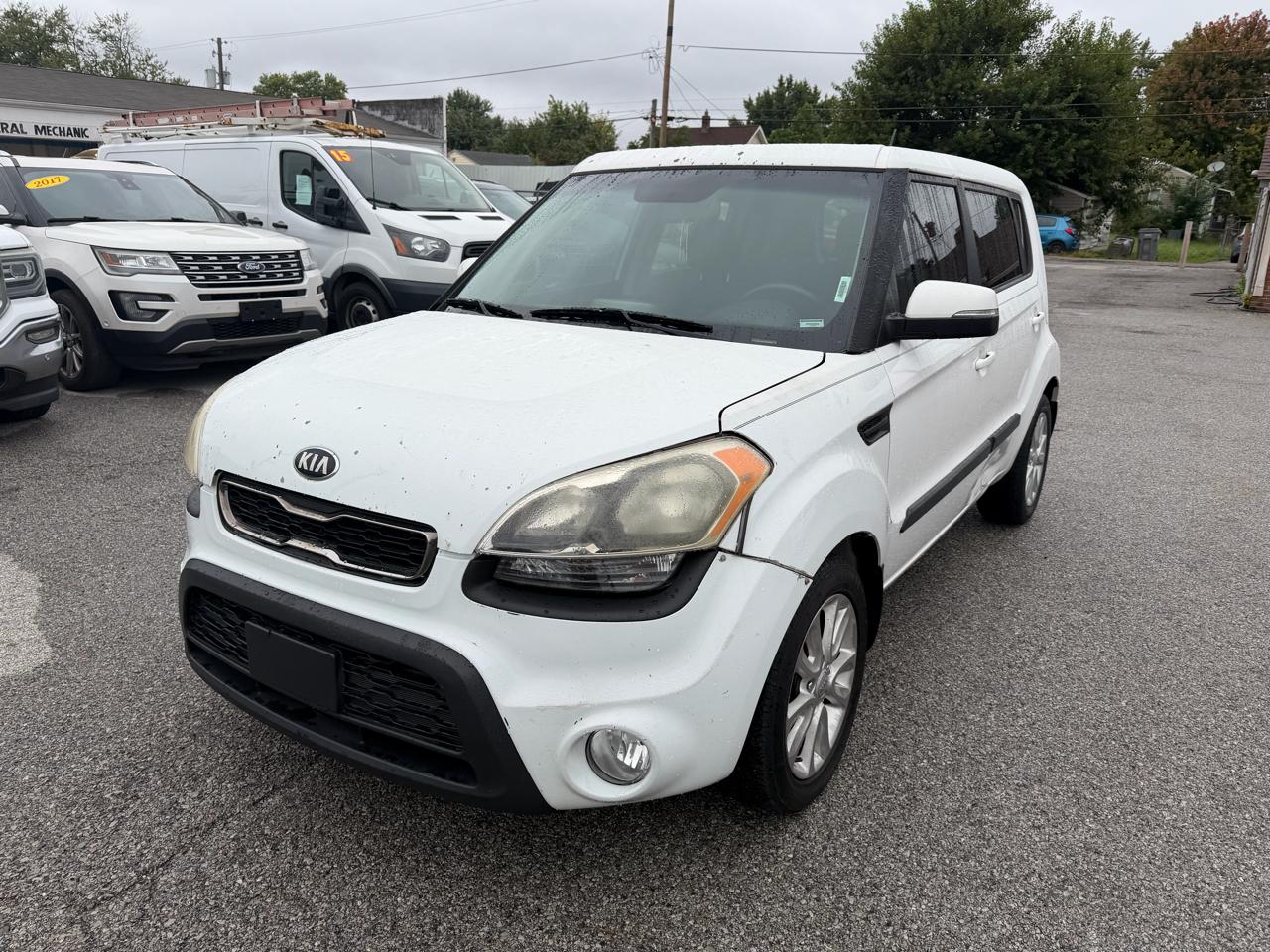 2013 Kia Soul +