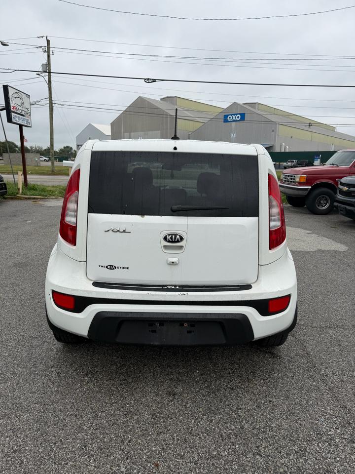 Kia Soul + 2013