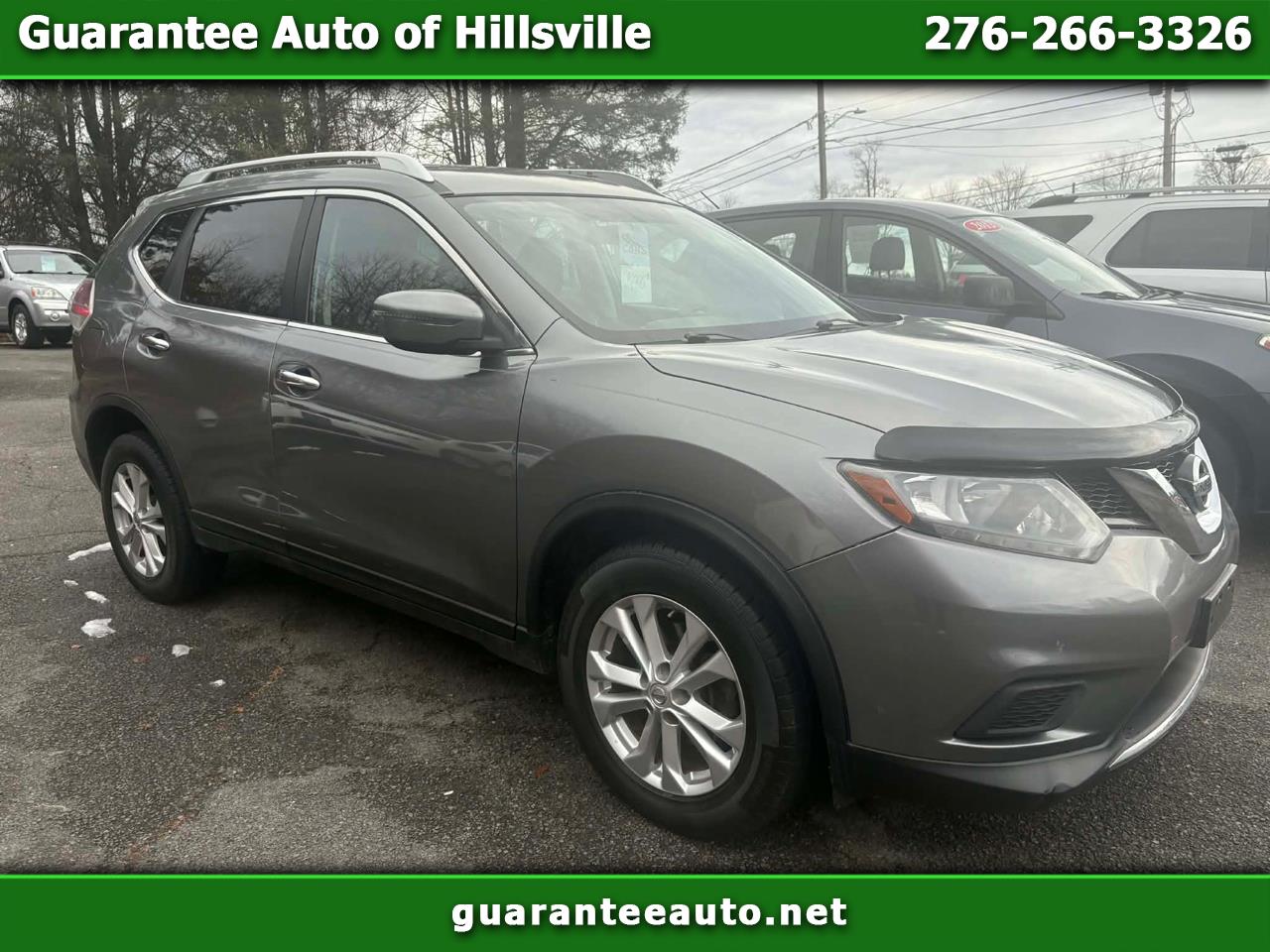 2016 Nissan Rogue SV's photo