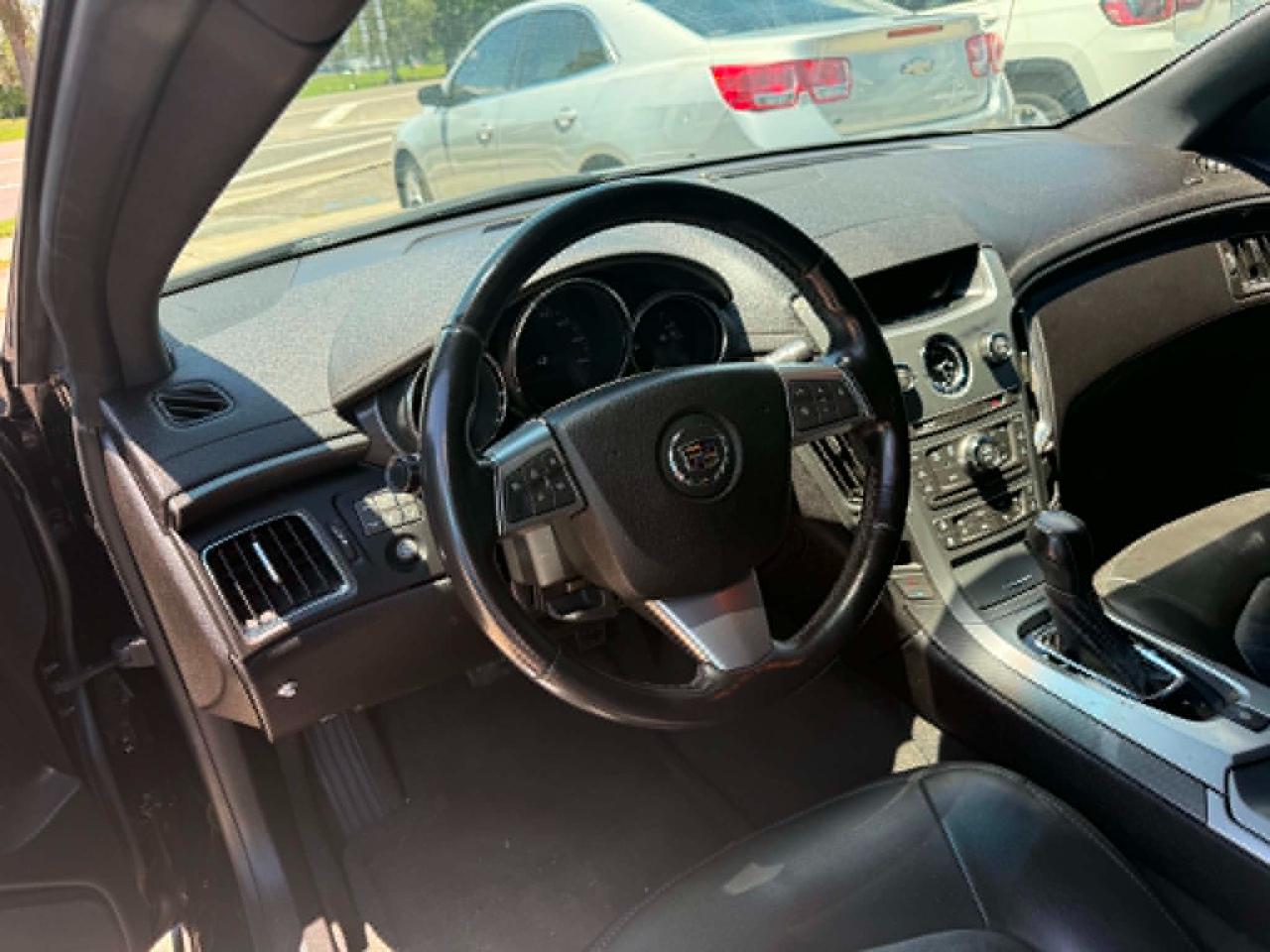 Cadillac CTS Base Coupe 2011