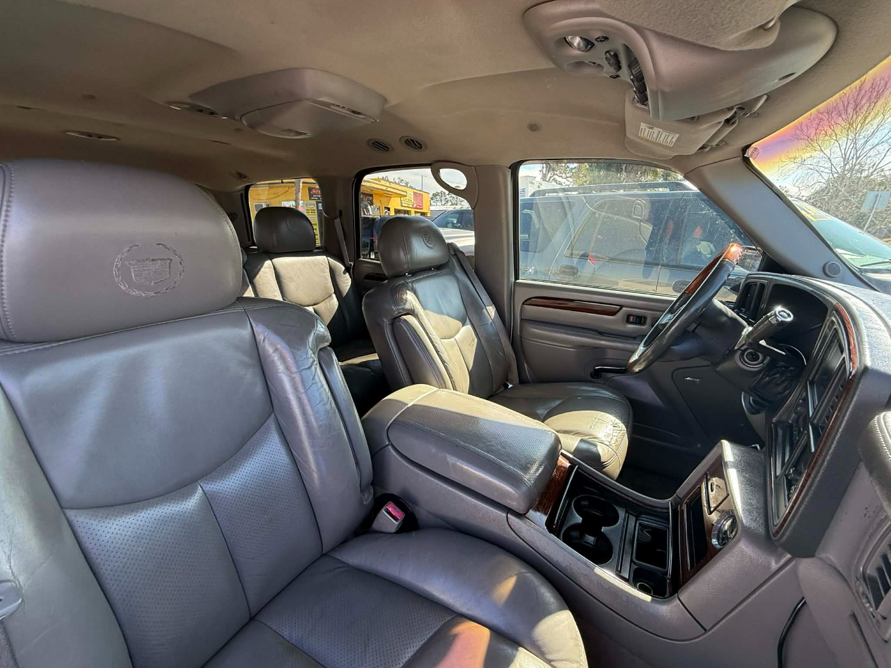 Cadillac Escalade AWD 2003