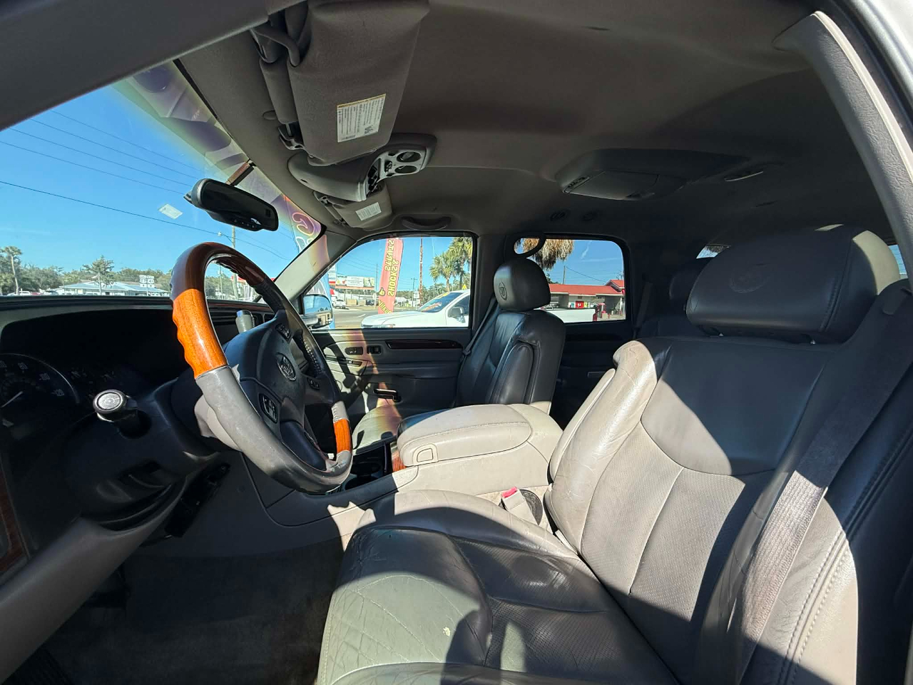 Cadillac Escalade AWD 2003