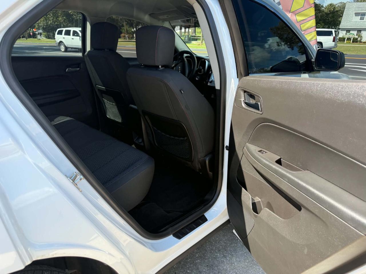 Chevrolet Equinox LS 2WD 2013