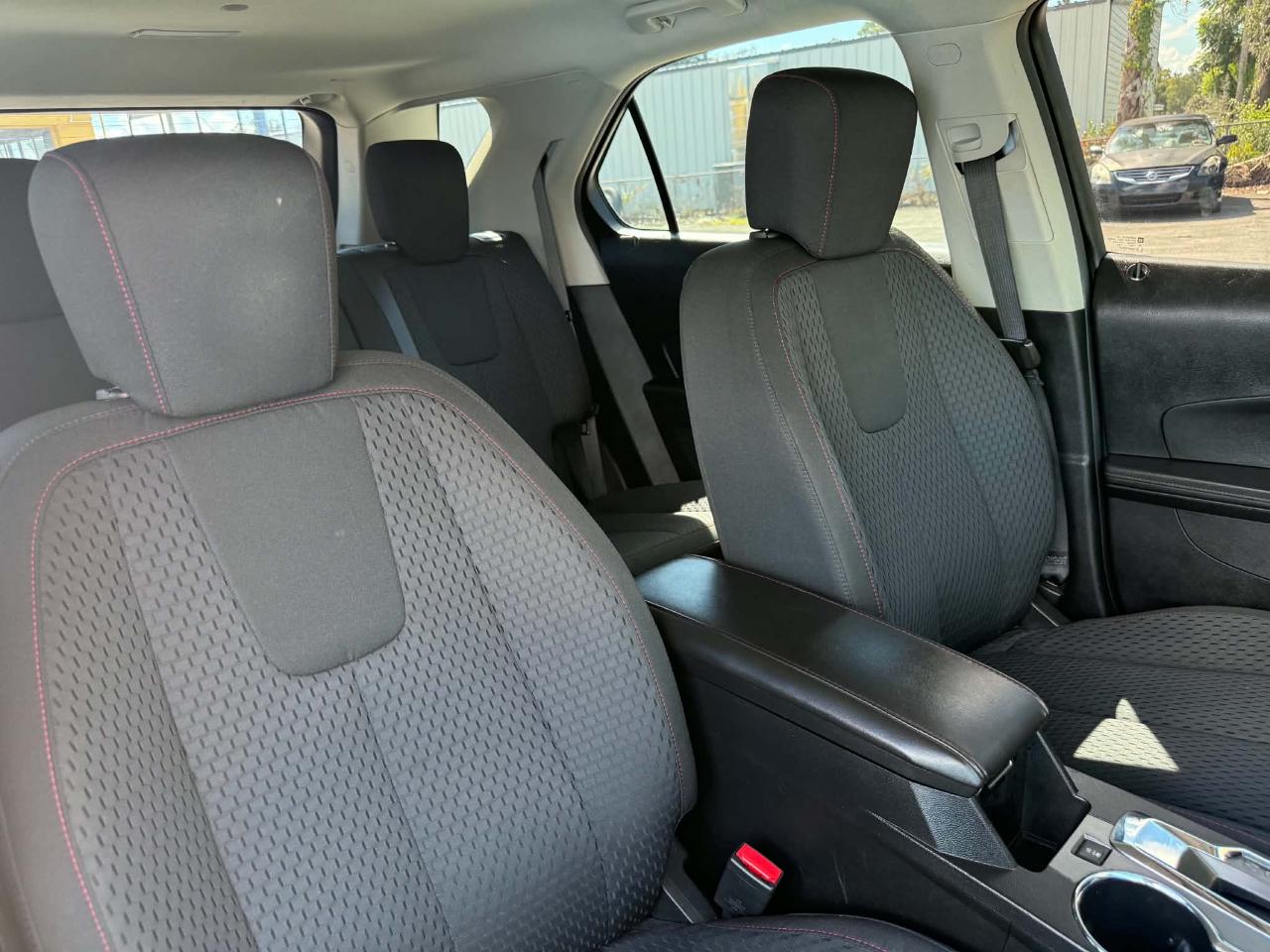 Chevrolet Equinox LS 2WD 2013