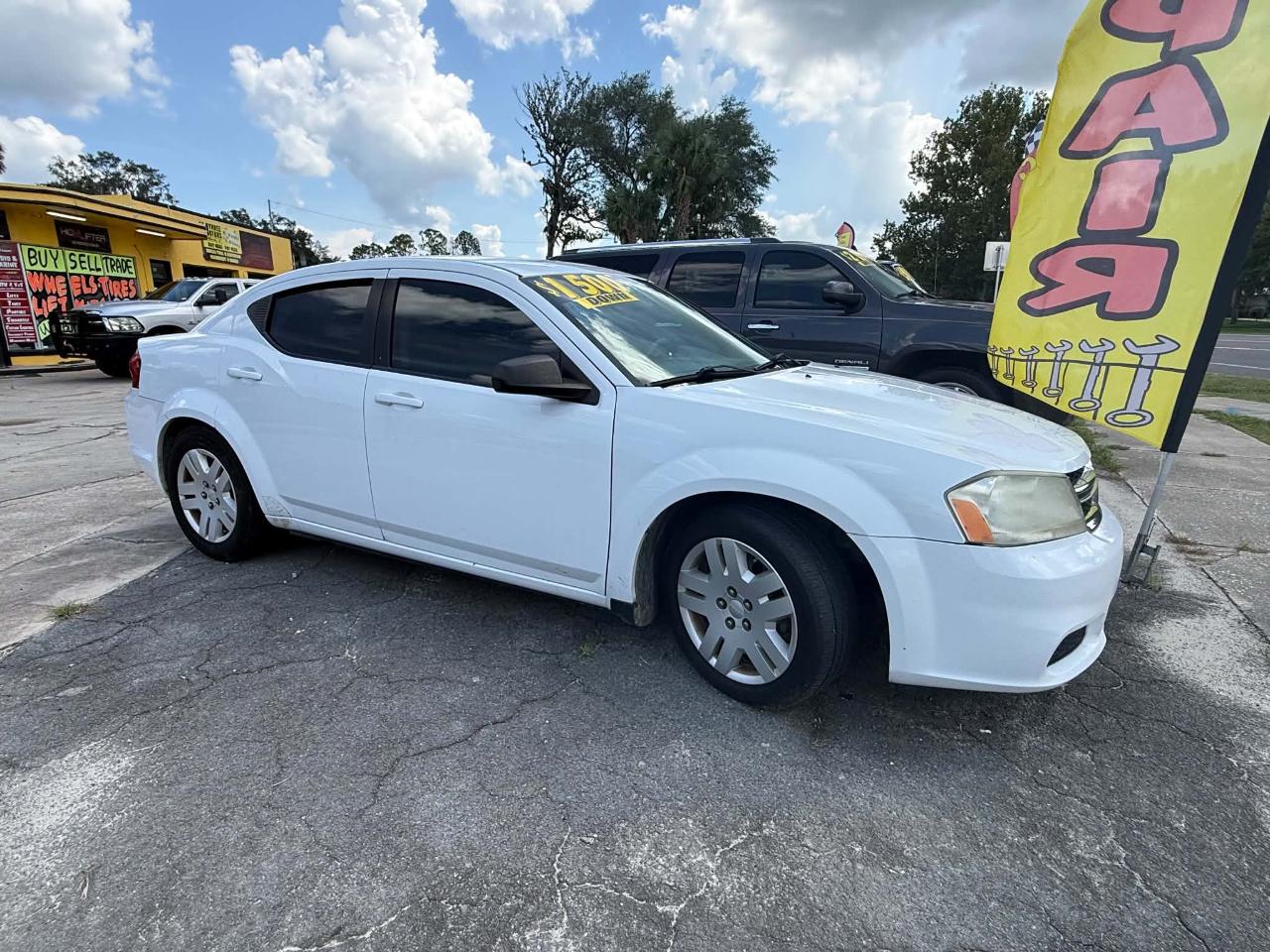 Dodge Avenger Base 2013