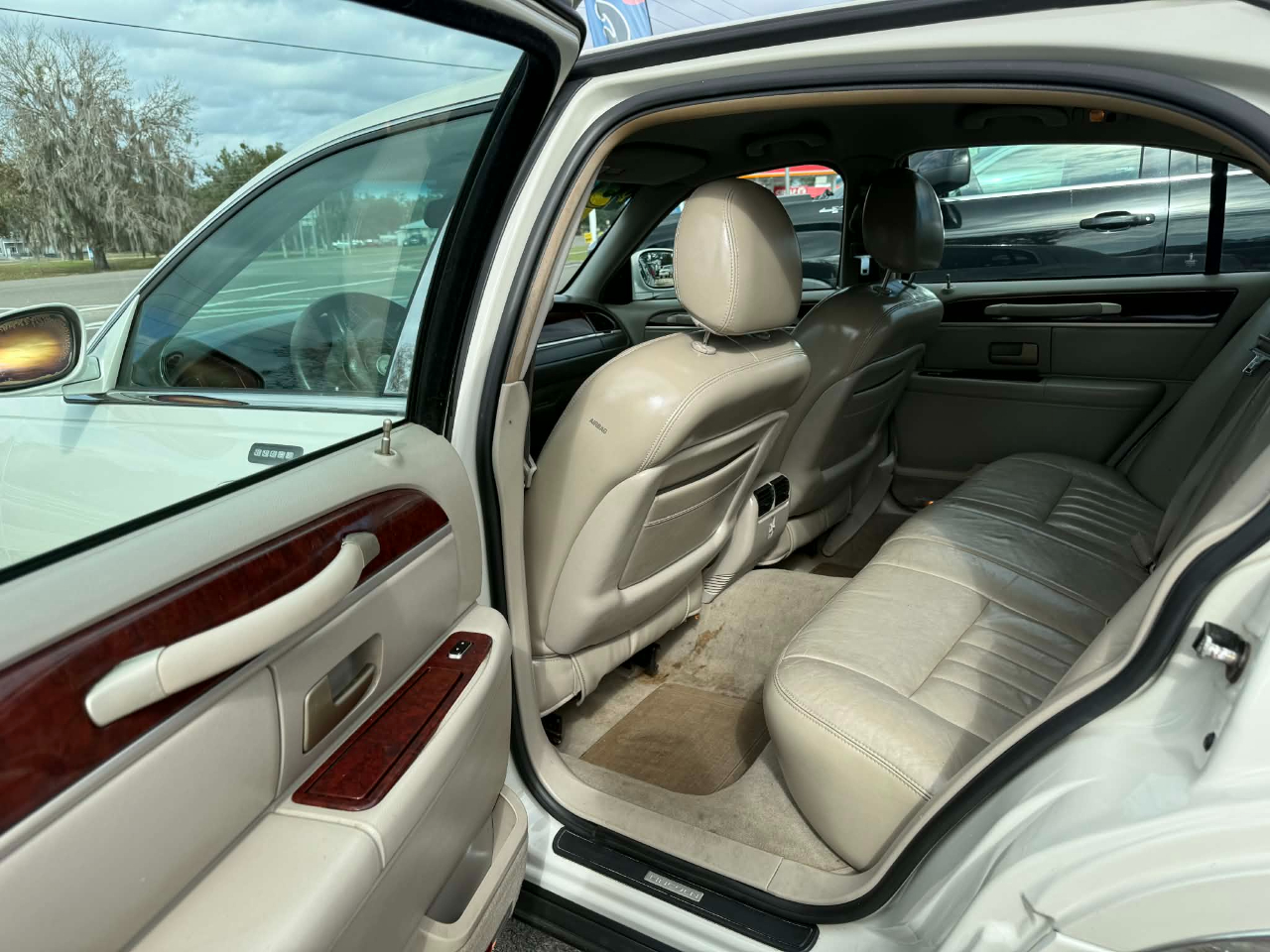 Lincoln Town Car Signature 2004