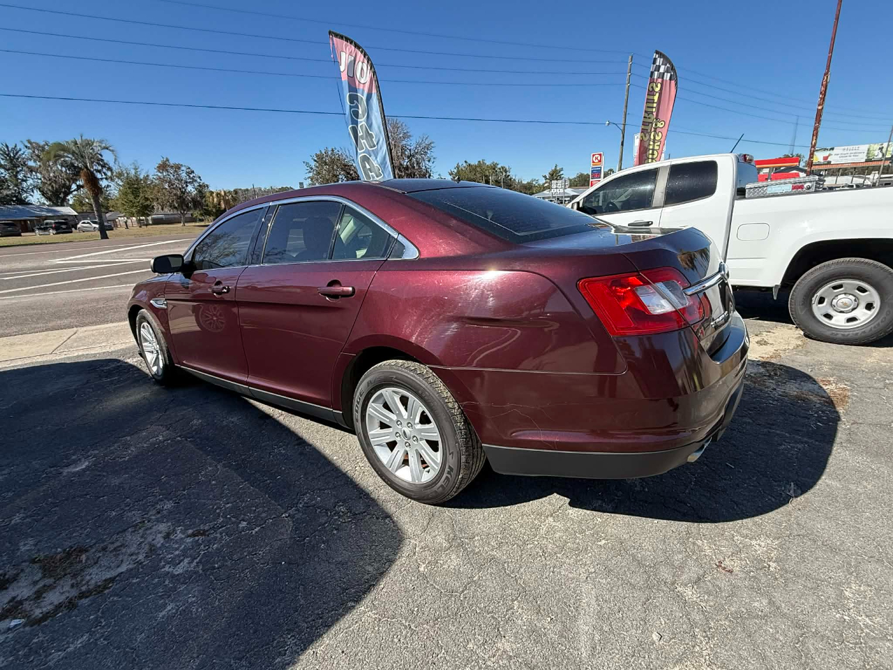 Ford Taurus SE FWD 2011