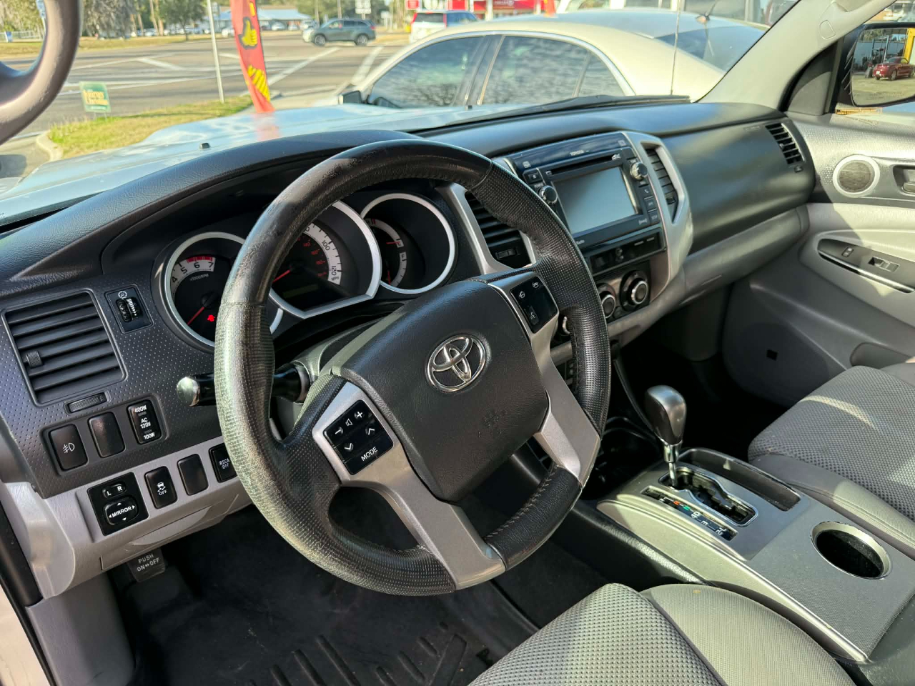 Toyota Tacoma Double Cab V6 4WD 2013