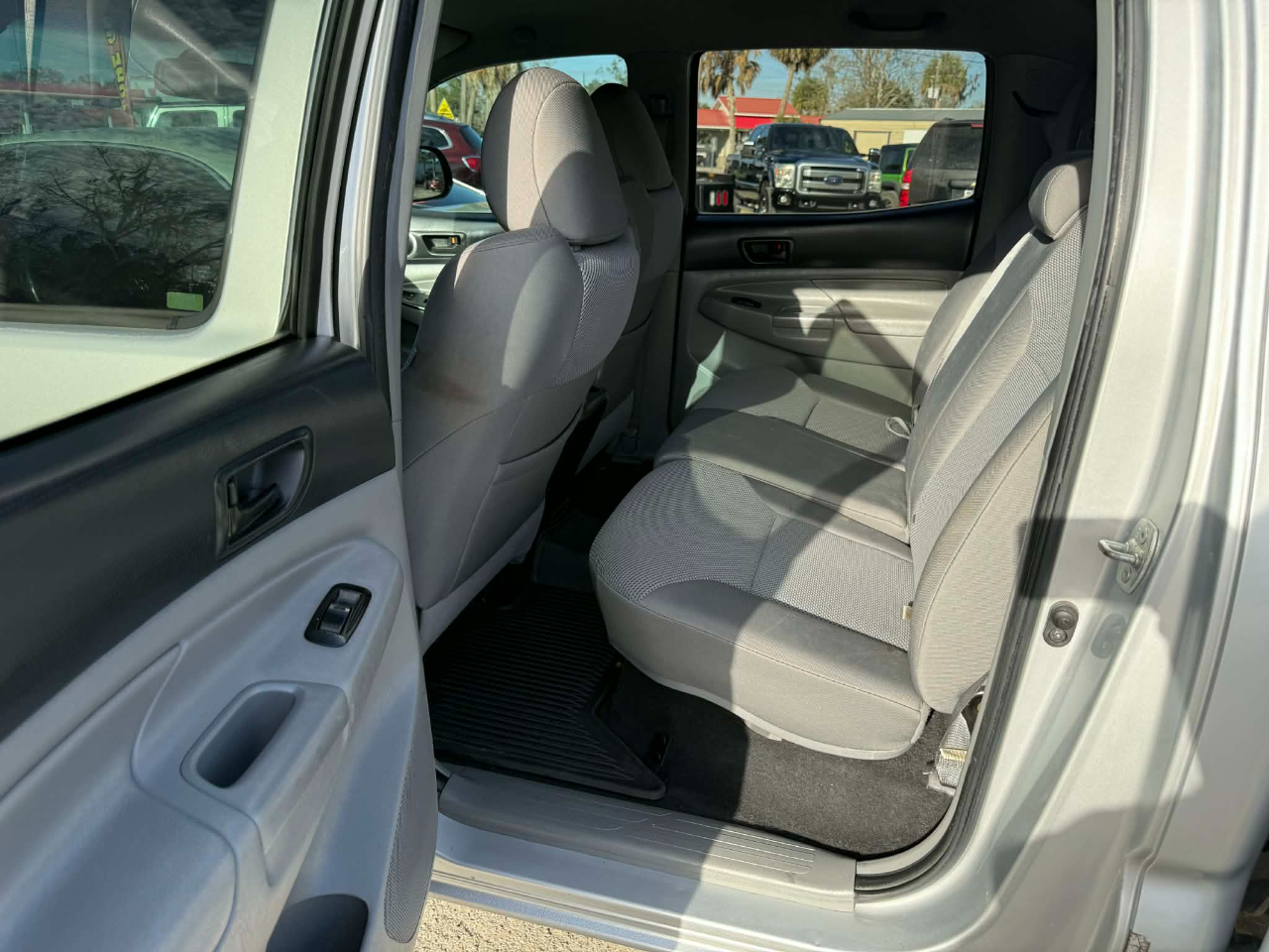 Toyota Tacoma Double Cab V6 4WD 2013