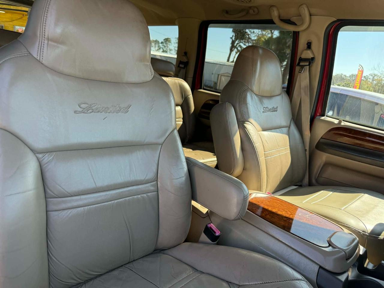 Ford Excursion Limited 4WD 2000