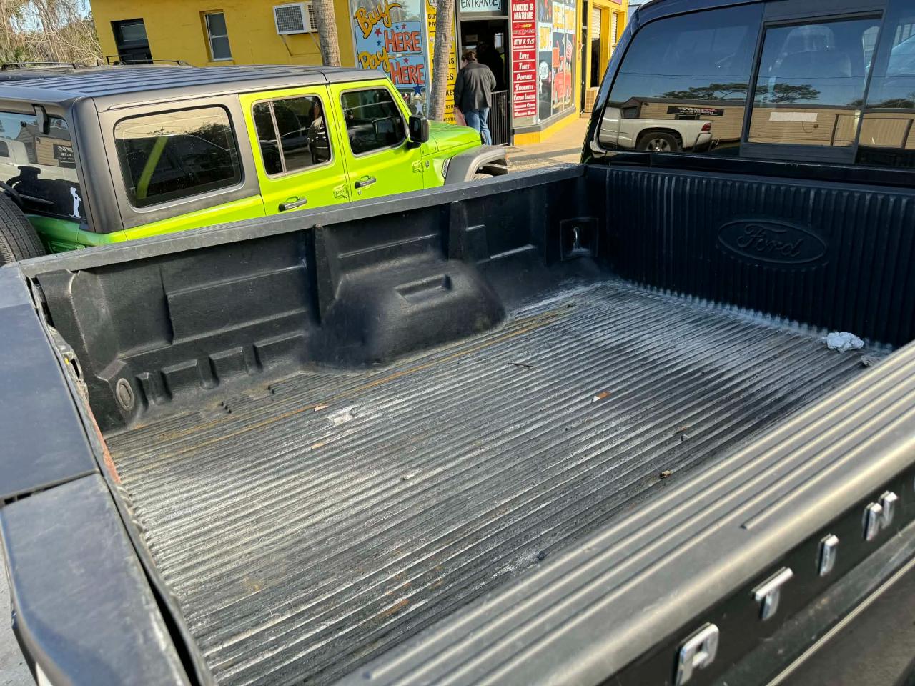 Ford F-250 SD XLT Crew Cab Long Bed 4WD 2016