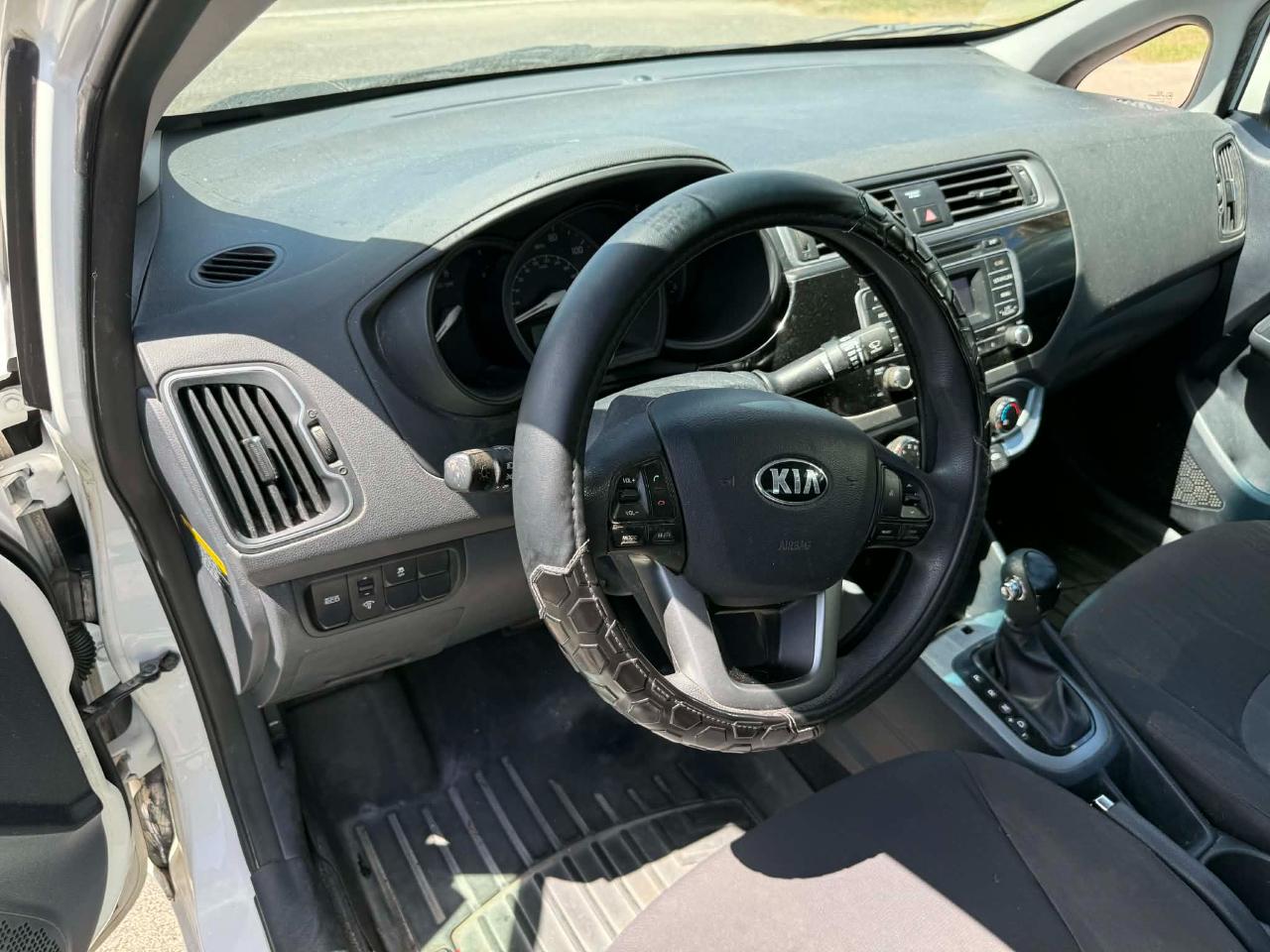 Kia Rio LX 6A 2016