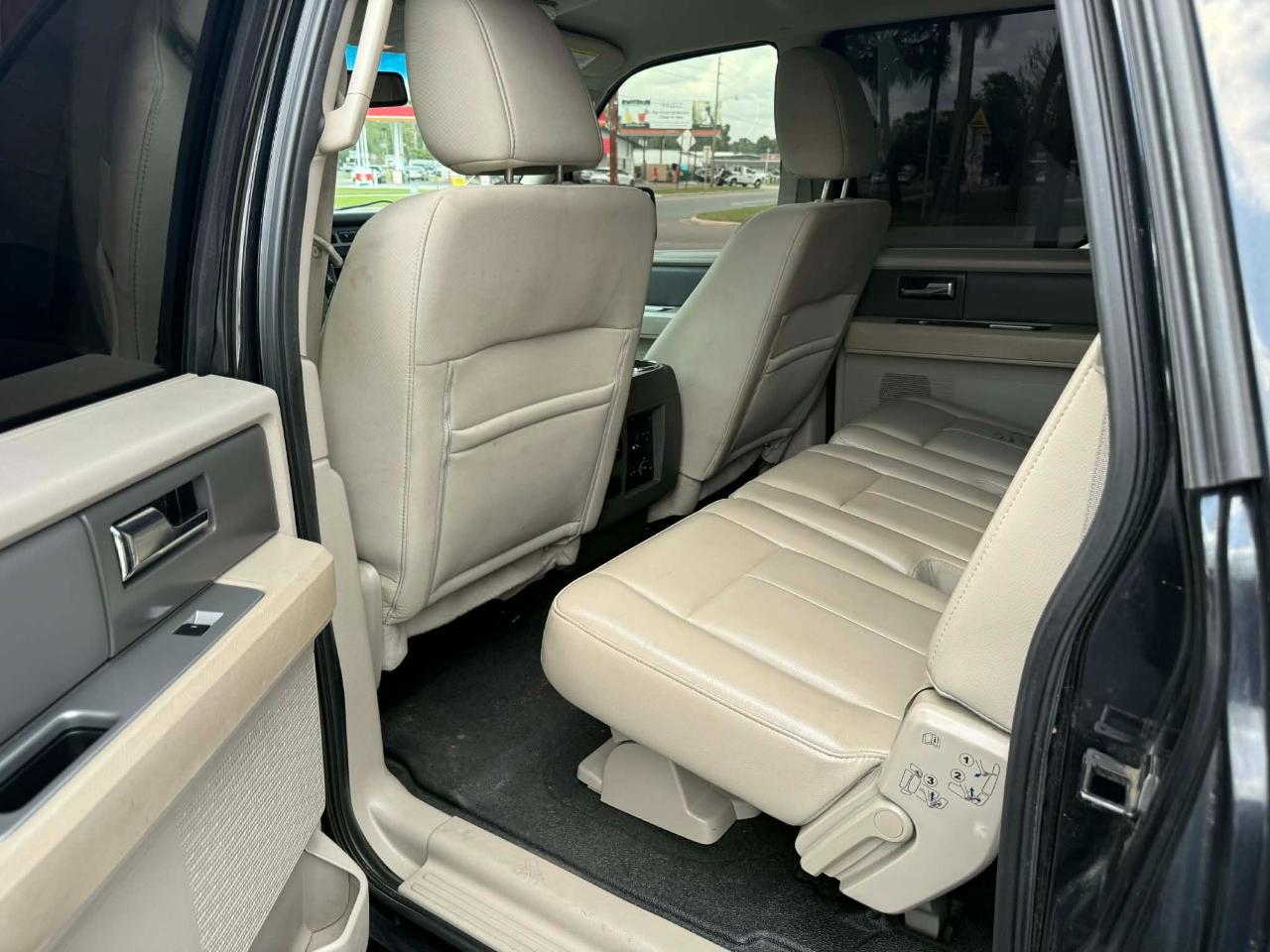 Ford Expedition EL XLT 4WD 2014