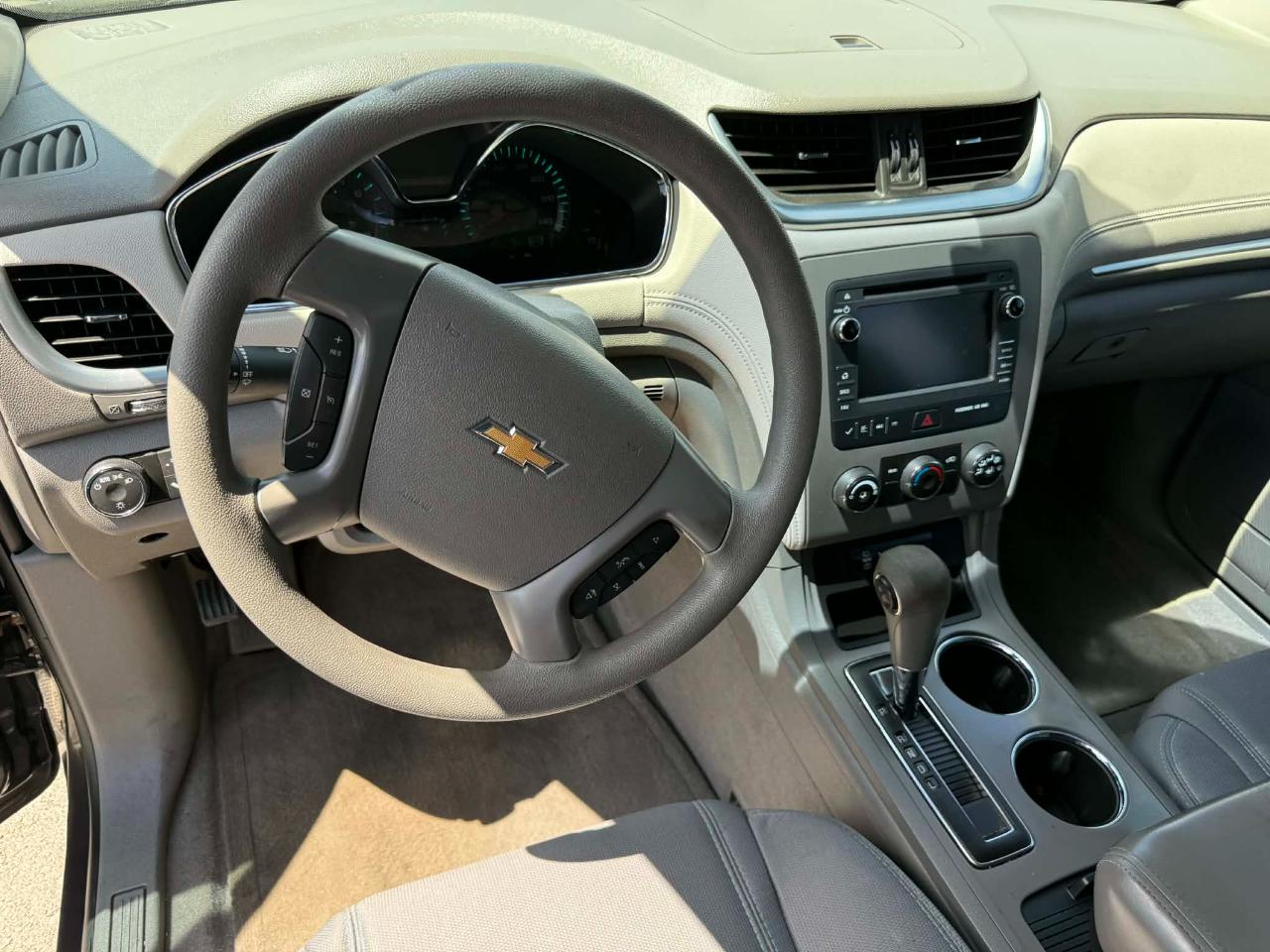 Chevrolet Traverse LS AWD w/PDC 2014