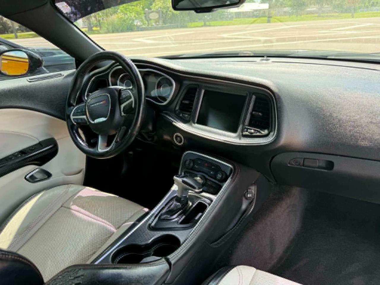 Dodge Challenger SXT Plus 2015