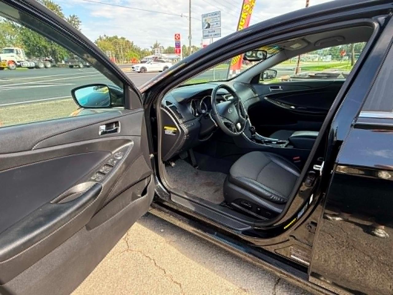 Hyundai Sonata Limited Auto 2013