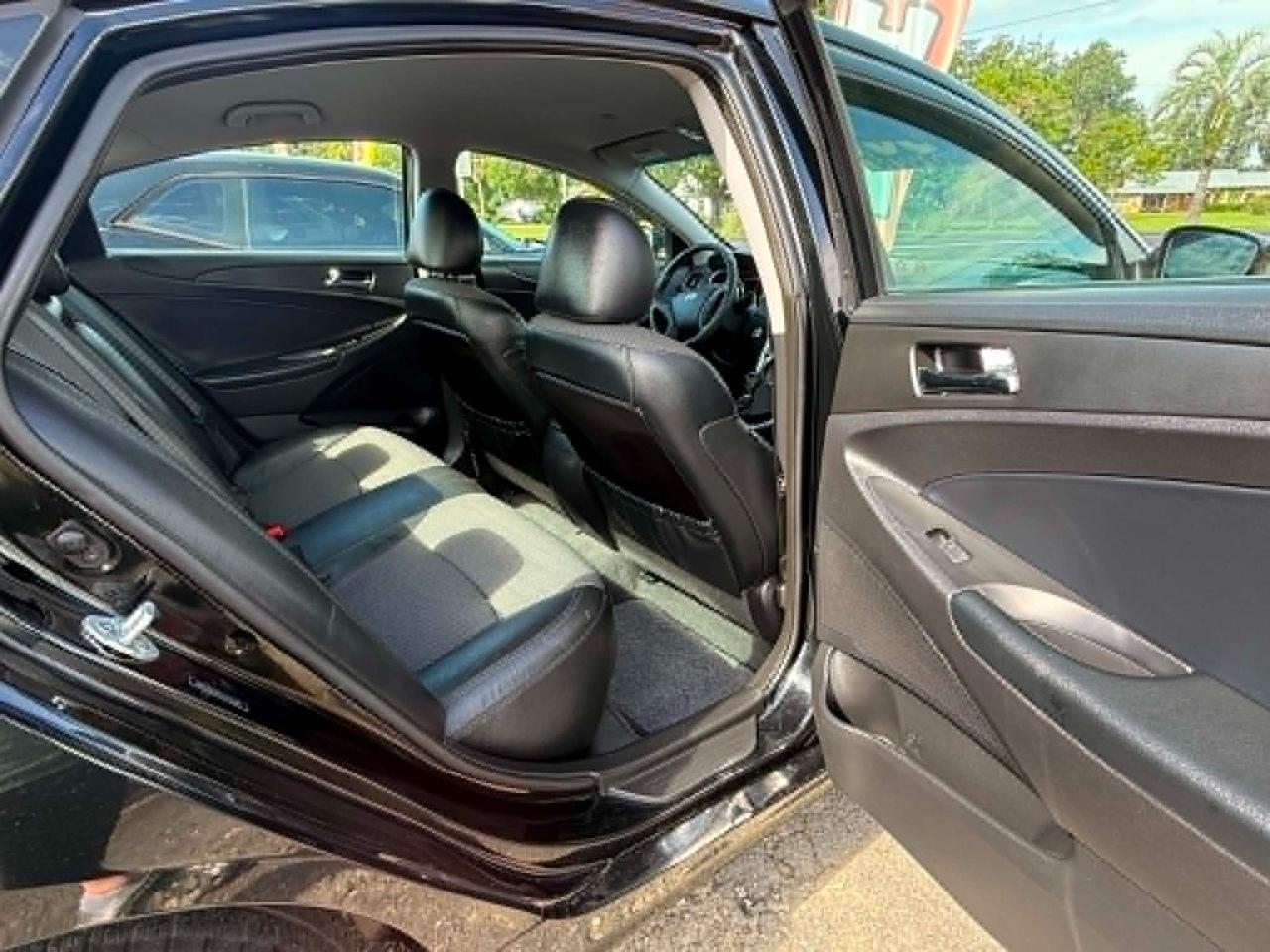 Hyundai Sonata Limited Auto 2013