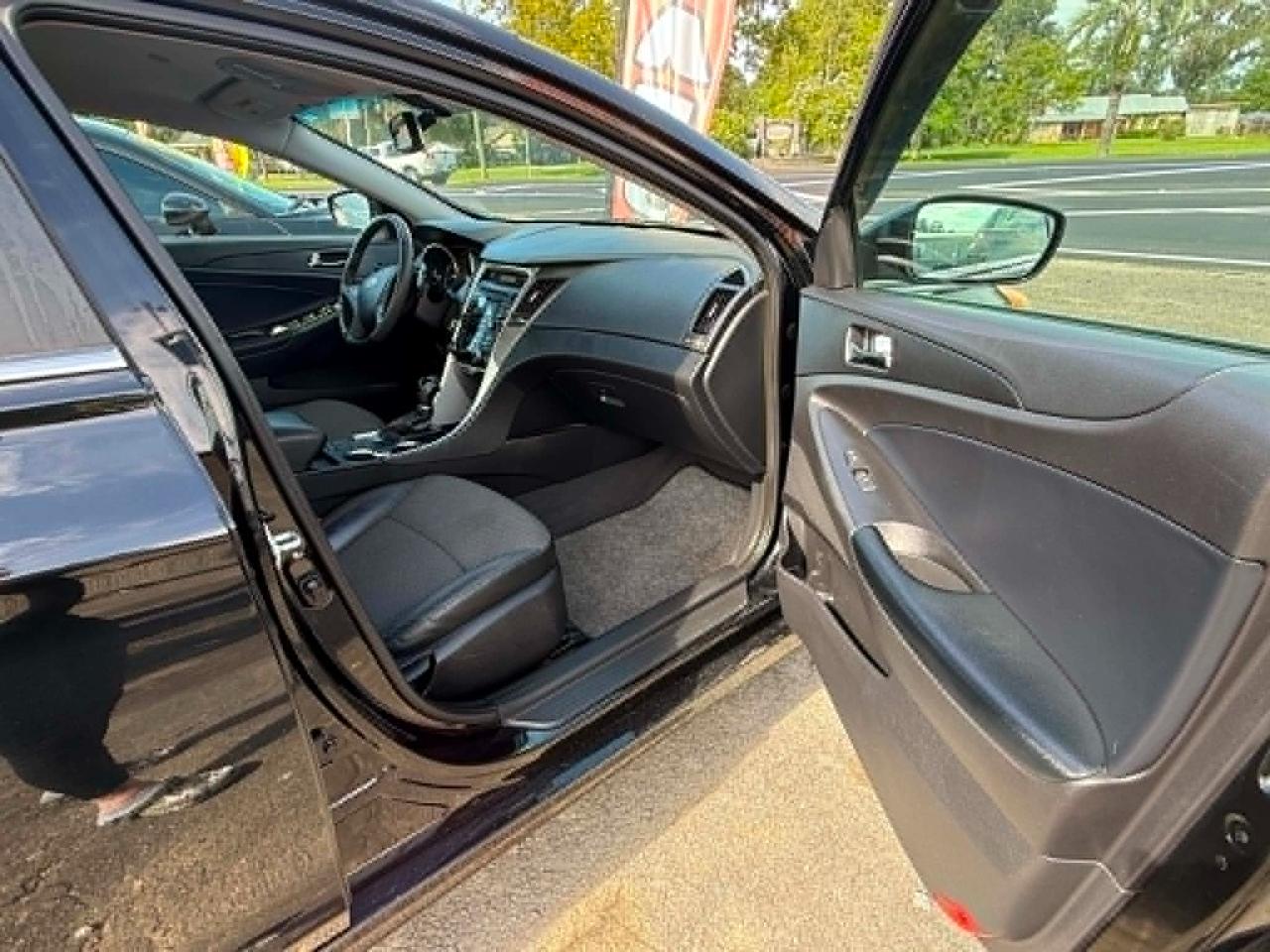 Hyundai Sonata Limited Auto 2013