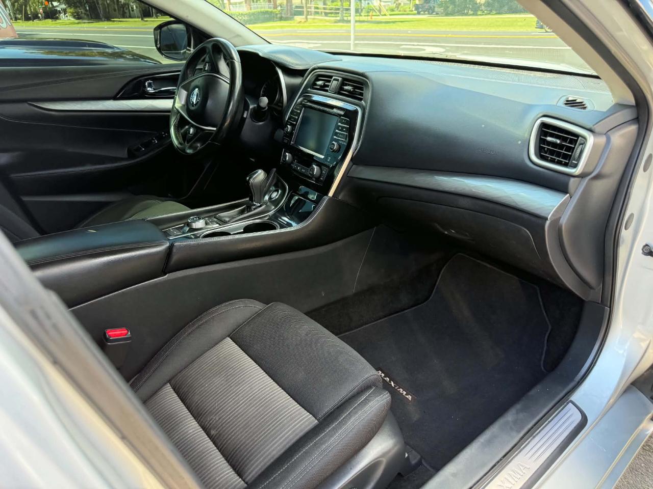 Nissan Maxima 3.5 S 2018