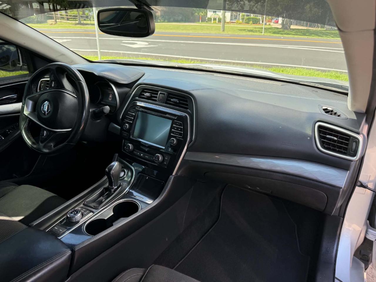 Nissan Maxima 3.5 S 2018