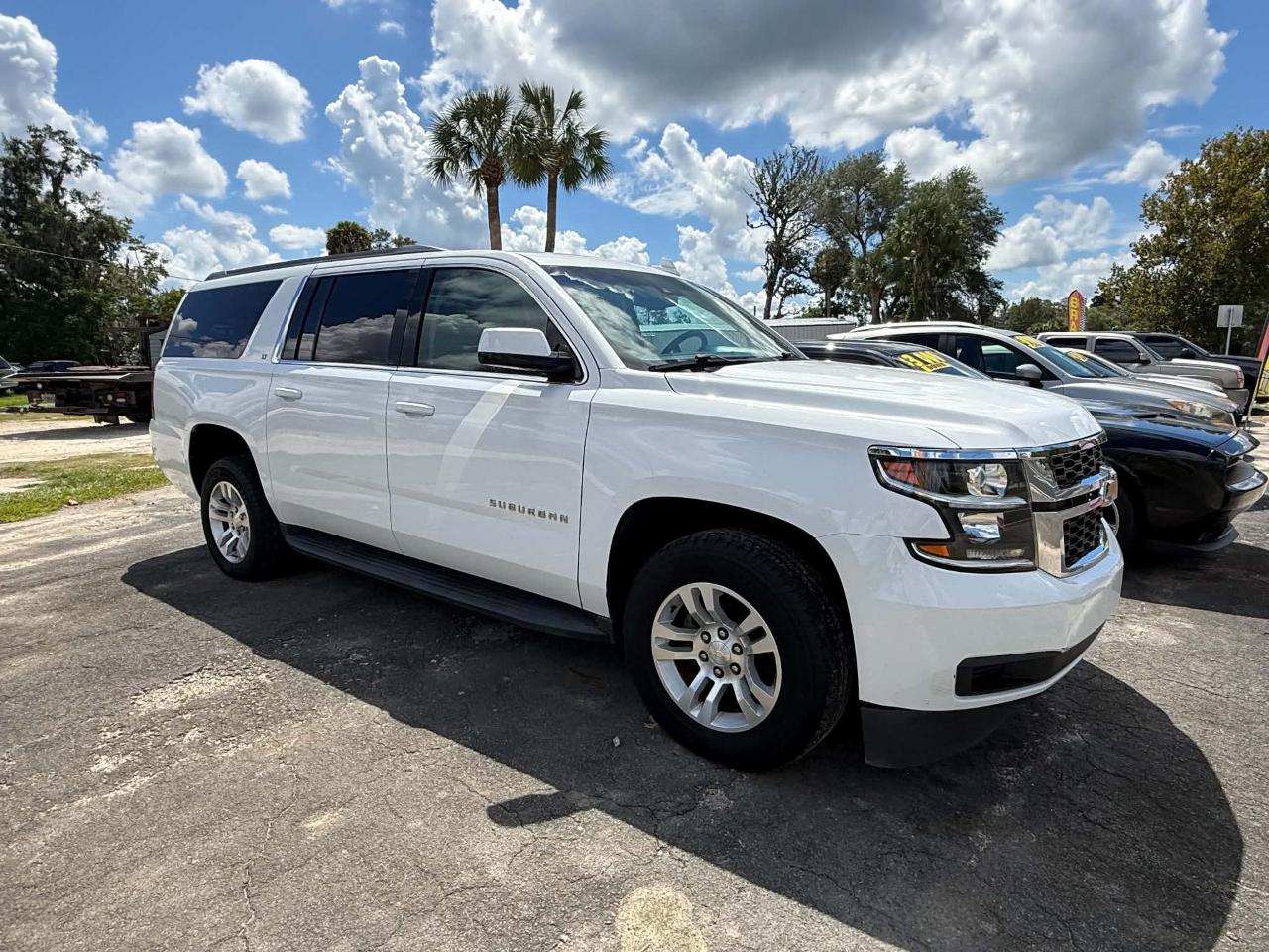 Chevrolet Suburban LT 2WD 2019