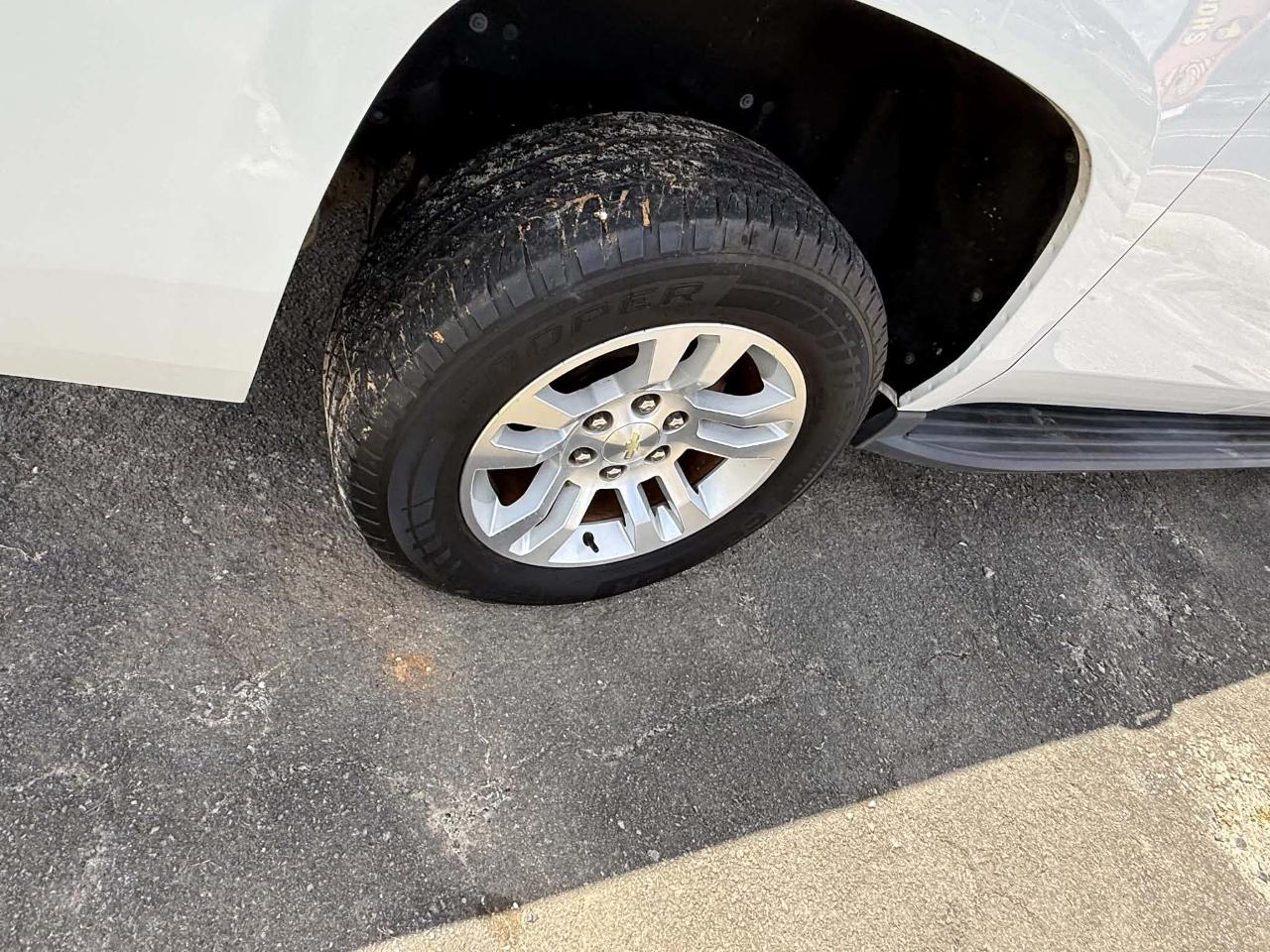 Chevrolet Suburban LT 2WD 2019
