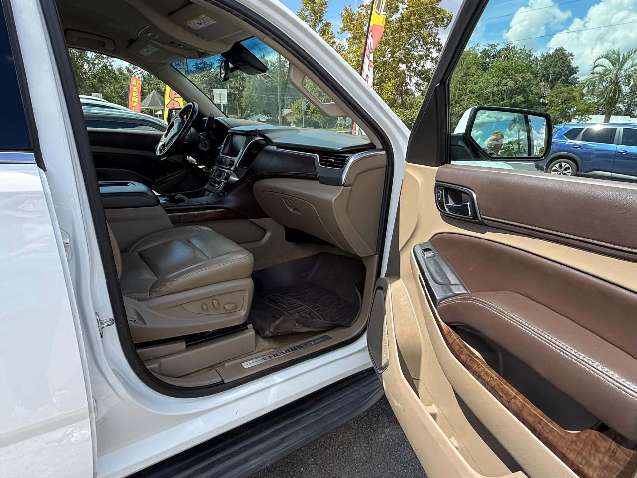 Chevrolet Suburban LT 2WD 2019