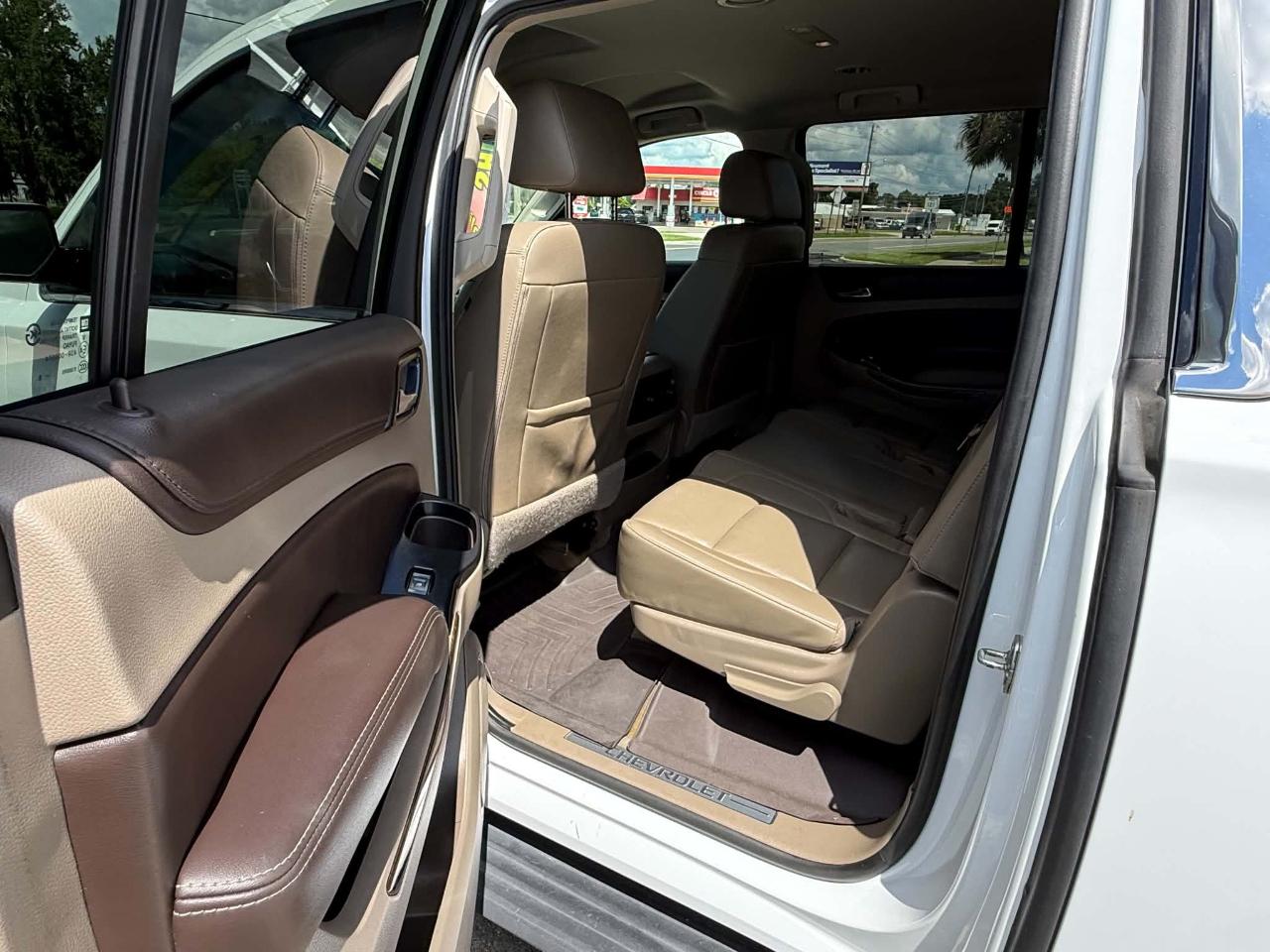 Chevrolet Suburban LT 2WD 2019