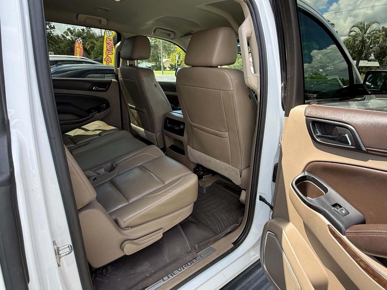 Chevrolet Suburban LT 2WD 2019