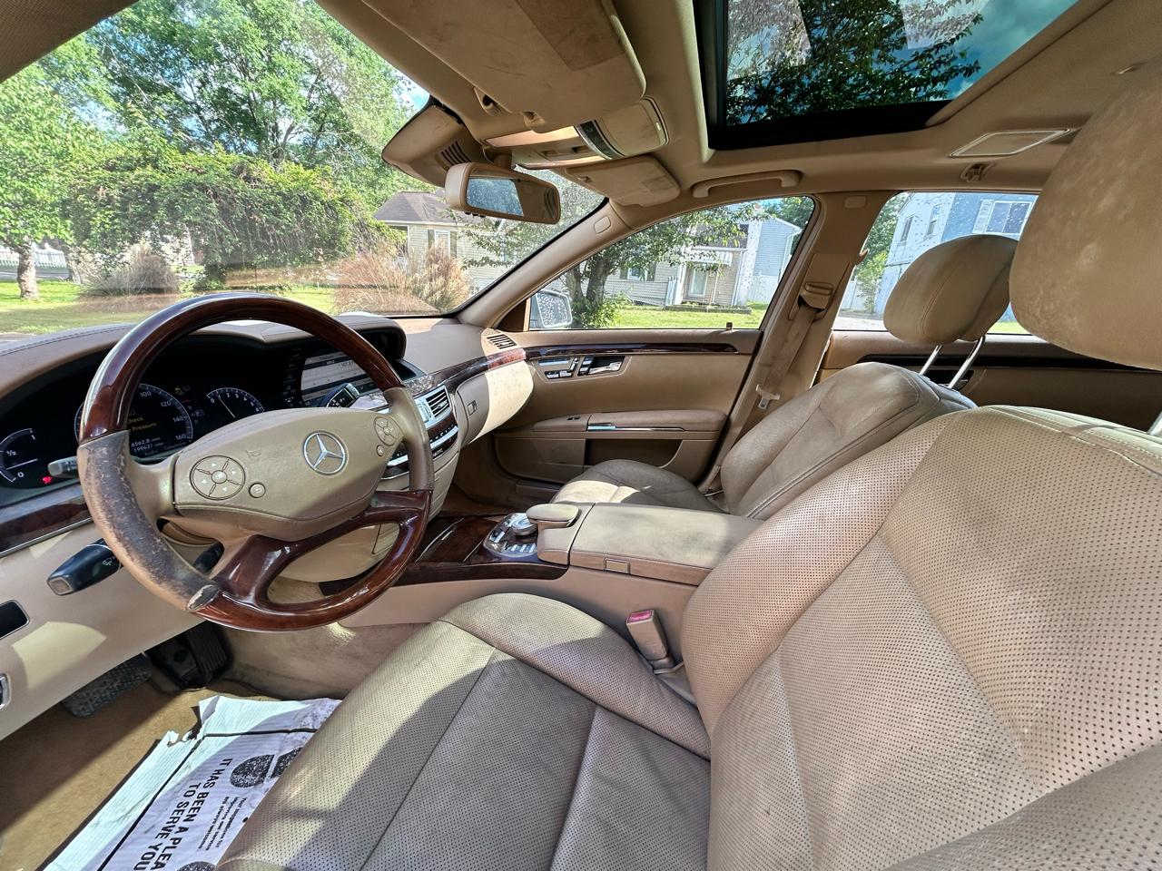Mercedes-Benz S-Class S550 4-MATIC 2010