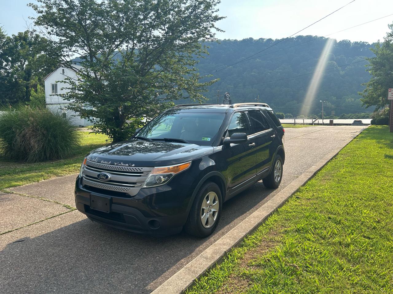 Ford Explorer Base 4WD 2013