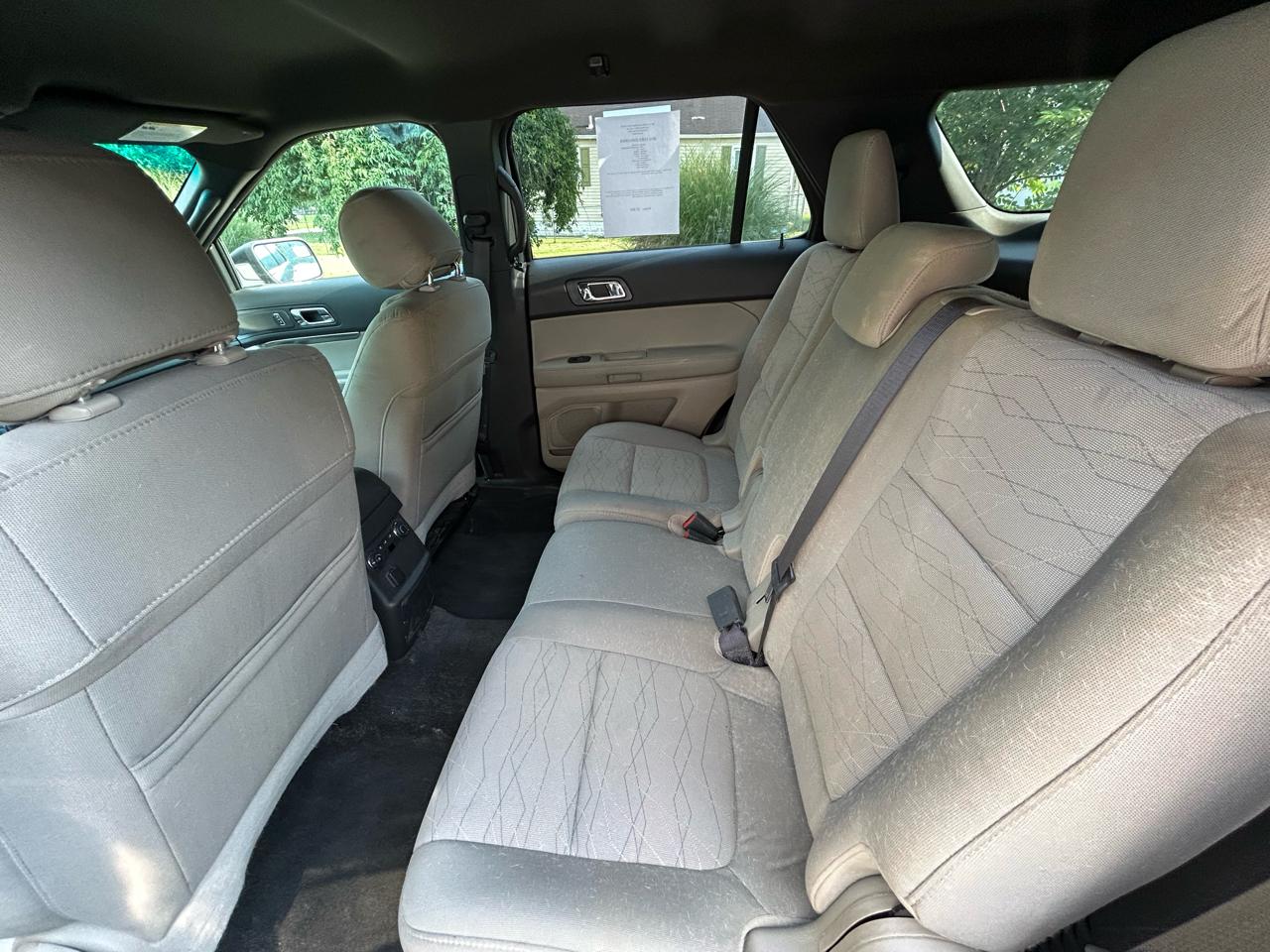 Ford Explorer Base 4WD 2013
