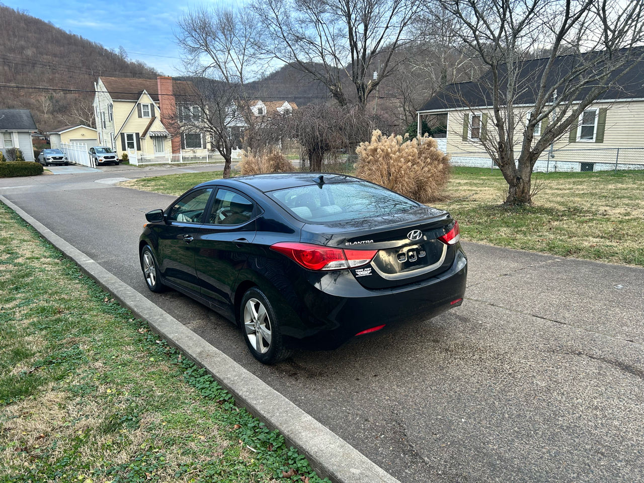 Hyundai Elantra GLS A/T 2012