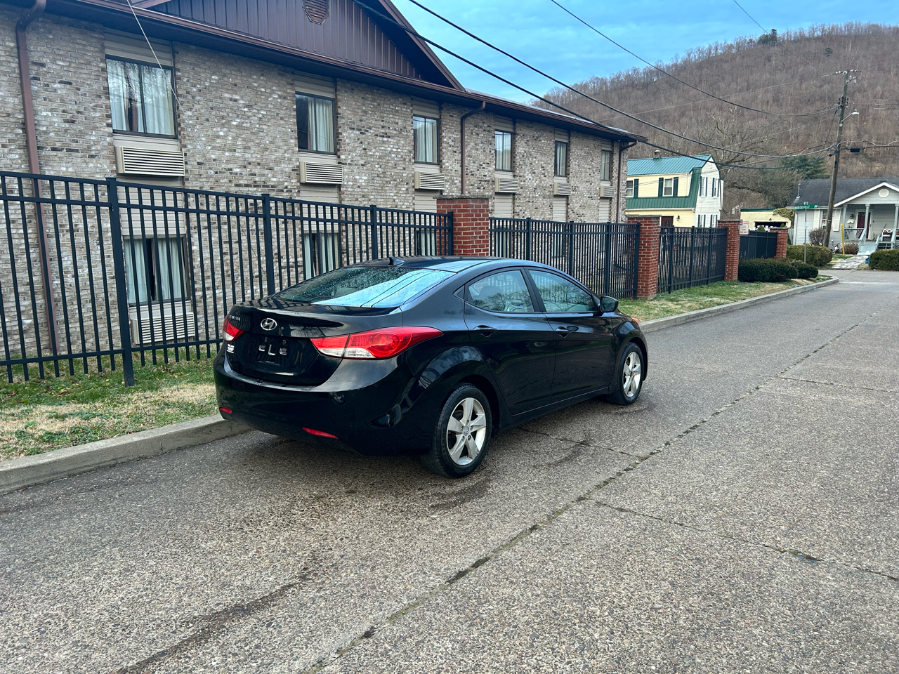 Hyundai Elantra GLS A/T 2012