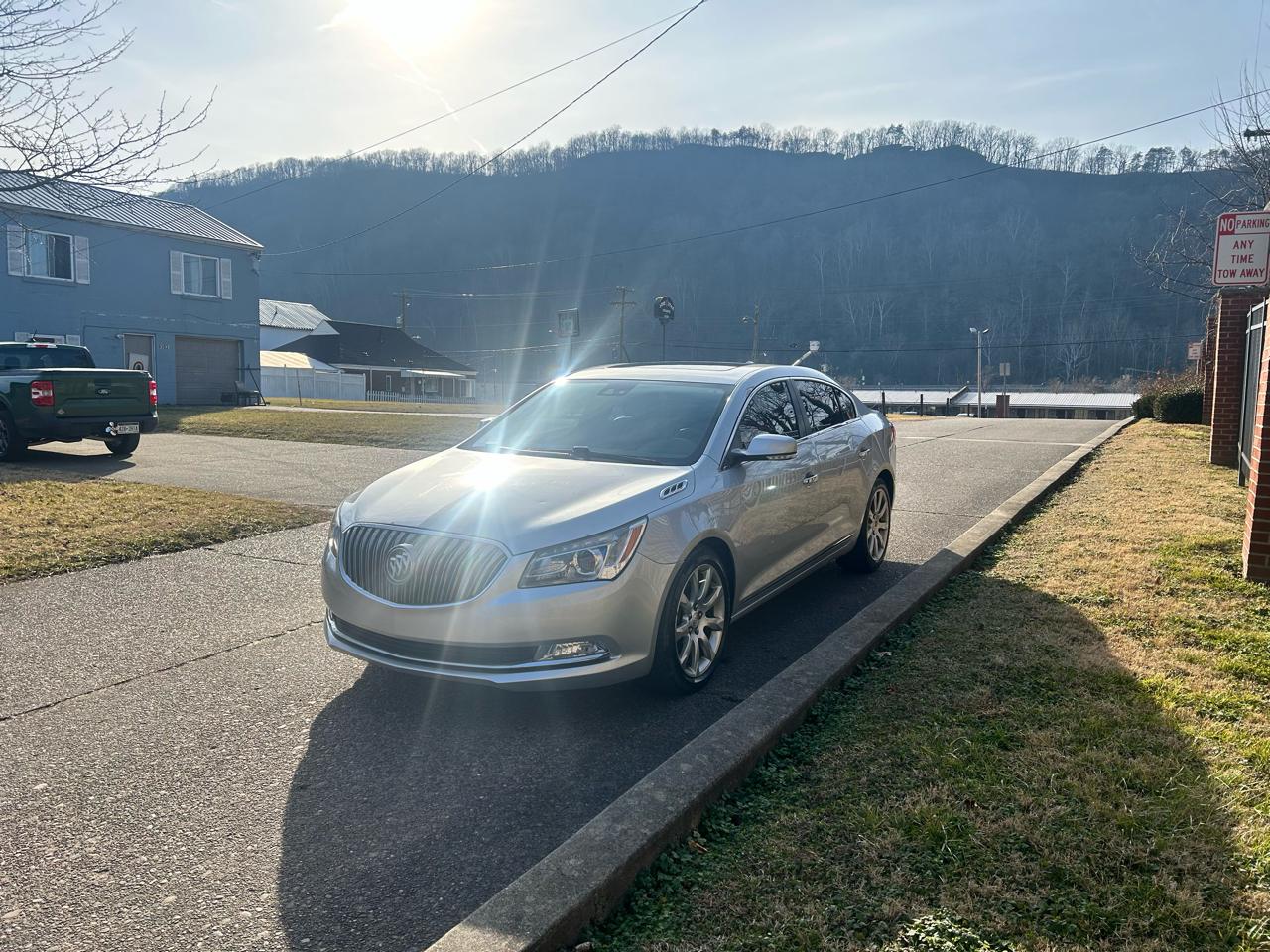 Buick LaCrosse Premium Package 1, w/Leather 2015