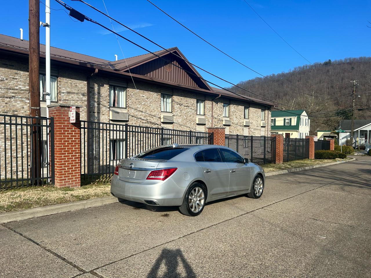 Buick LaCrosse Premium Package 1, w/Leather 2015