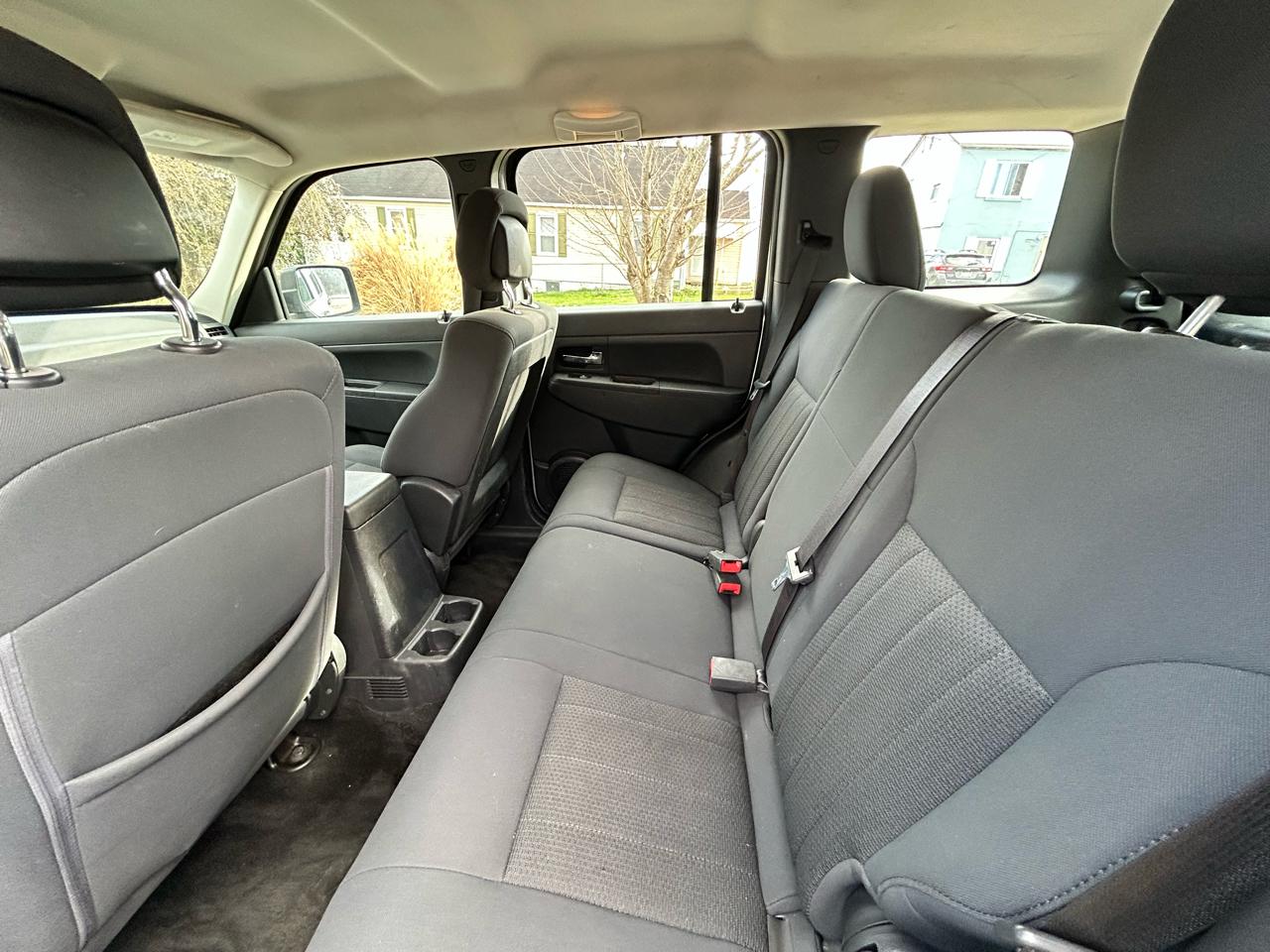 Jeep Liberty Sport 4WD 2012