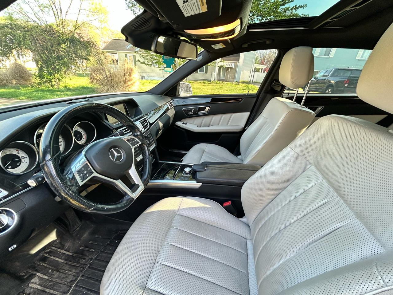 Mercedes-Benz E-Class E550 Sedan 4MATIC 2014