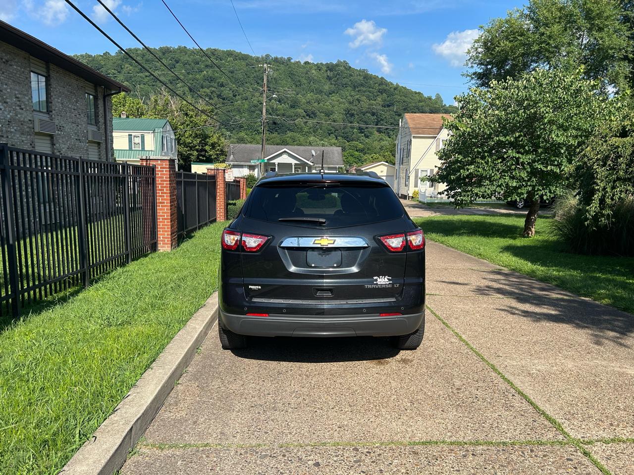 Chevrolet Traverse 1LT FWD 2014