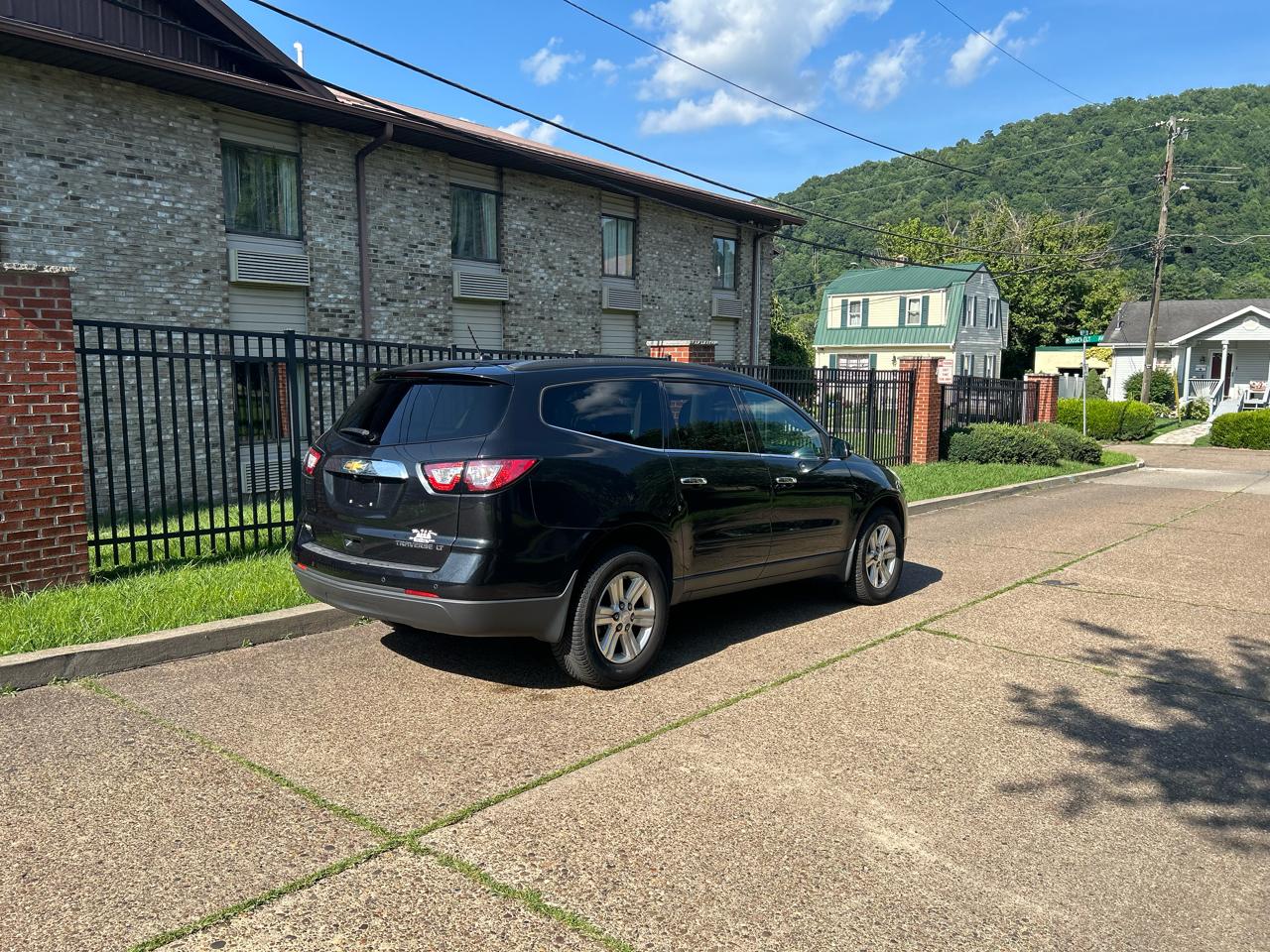 Chevrolet Traverse 1LT FWD 2014