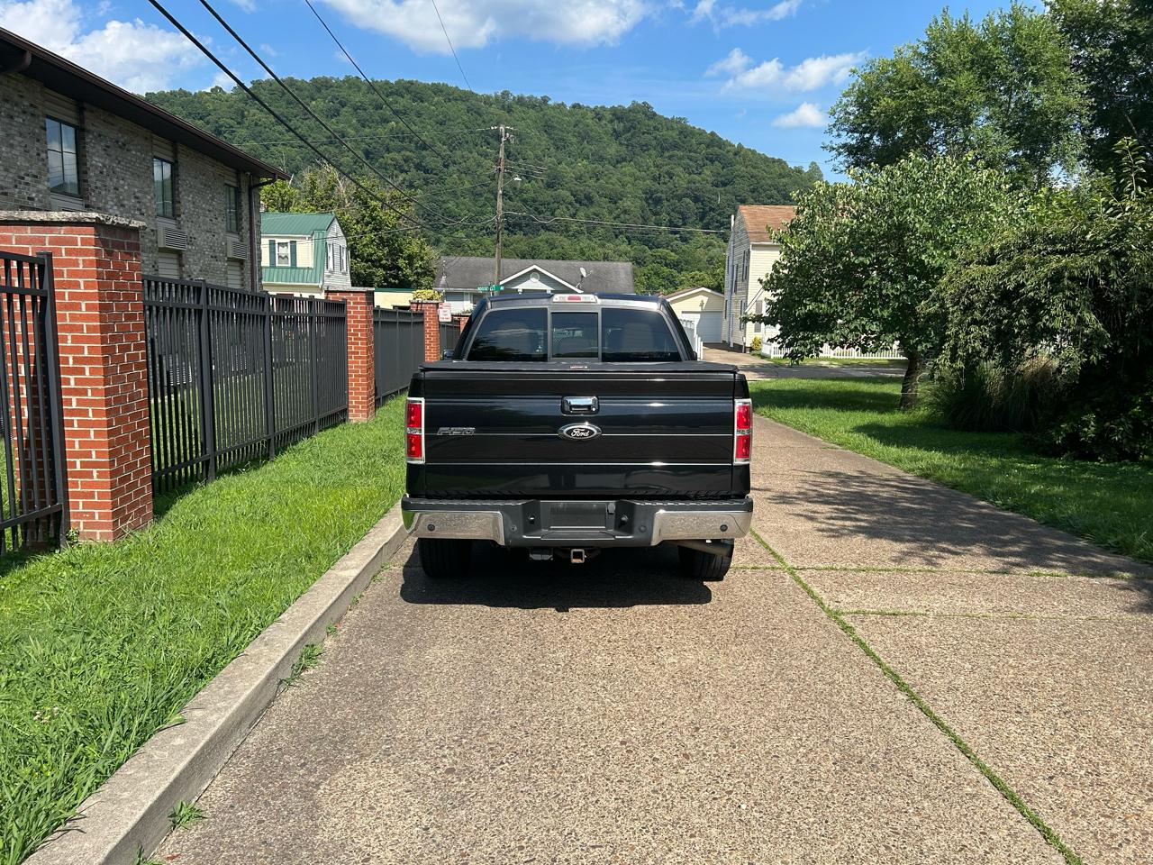 Ford F-150 XL SuperCrew 6.5-ft. Bed 4WD 2011