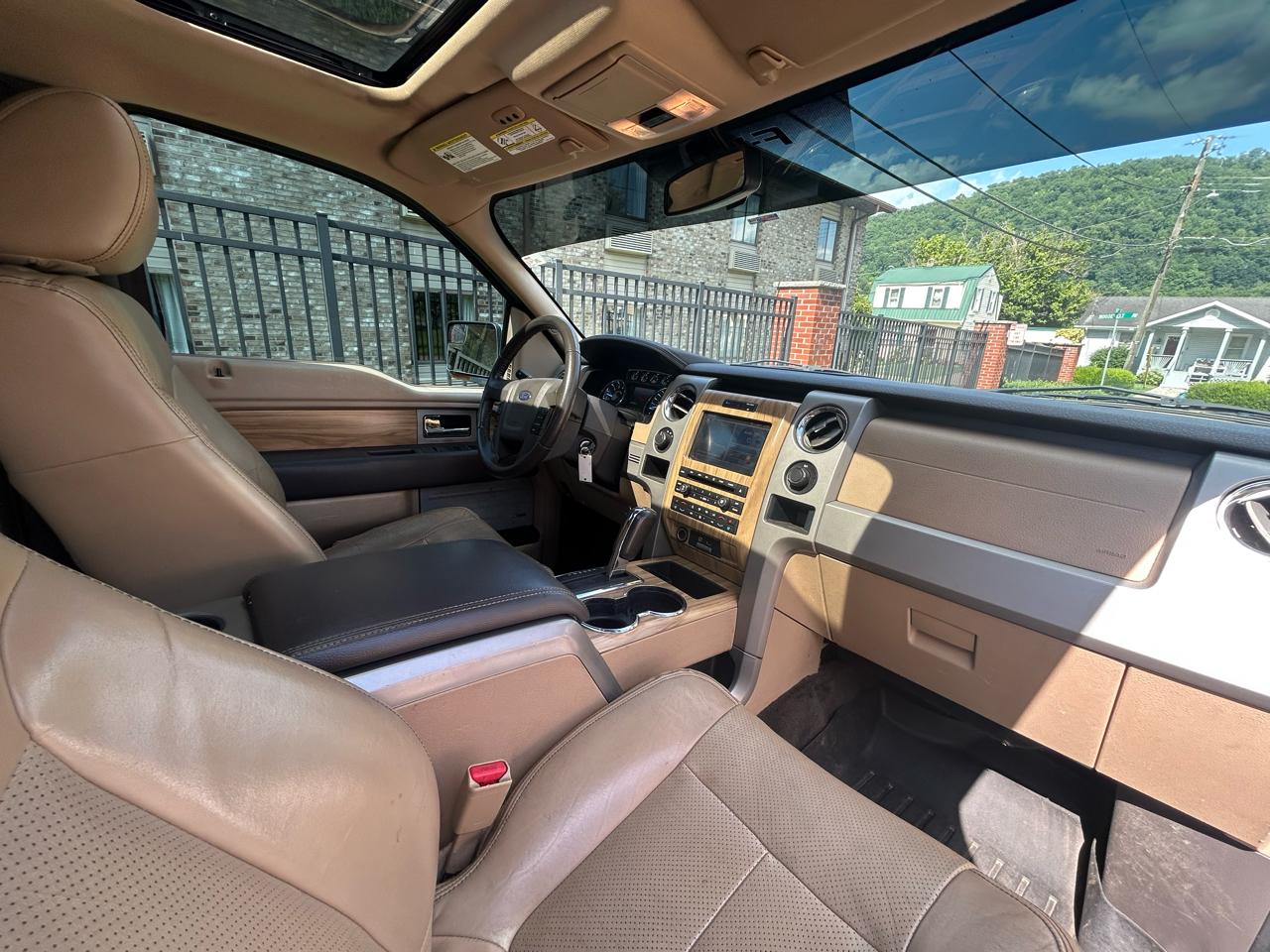 Ford F-150 XL SuperCrew 6.5-ft. Bed 4WD 2011